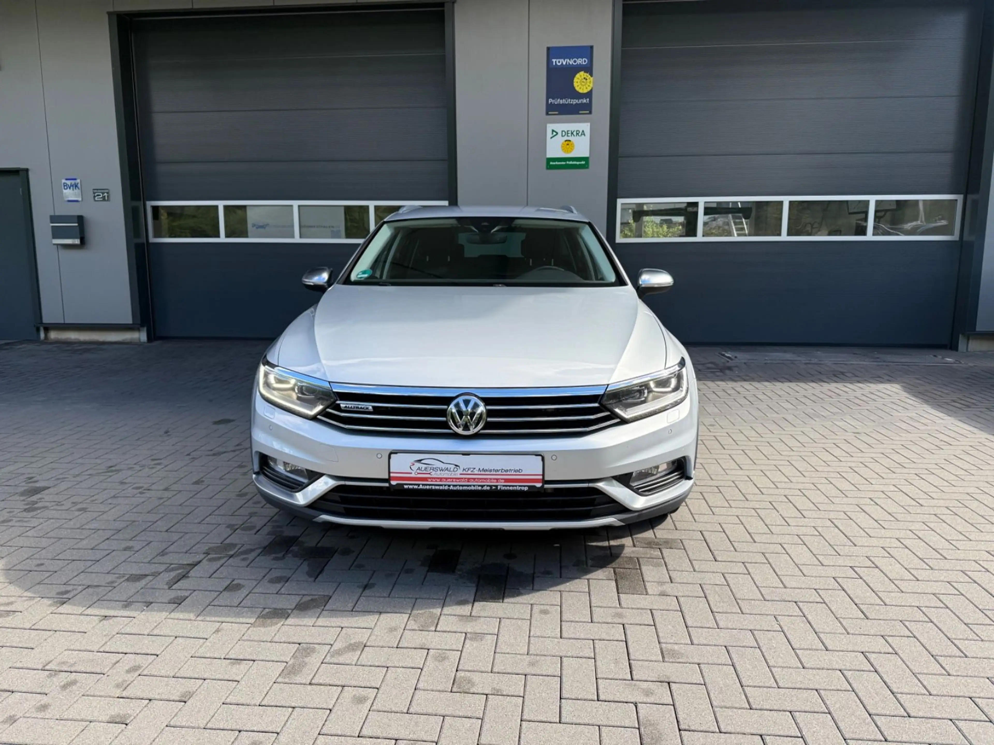 Volkswagen Passat Alltrack 4 Motion *Matrix *ACC *AHK *App — photo 2