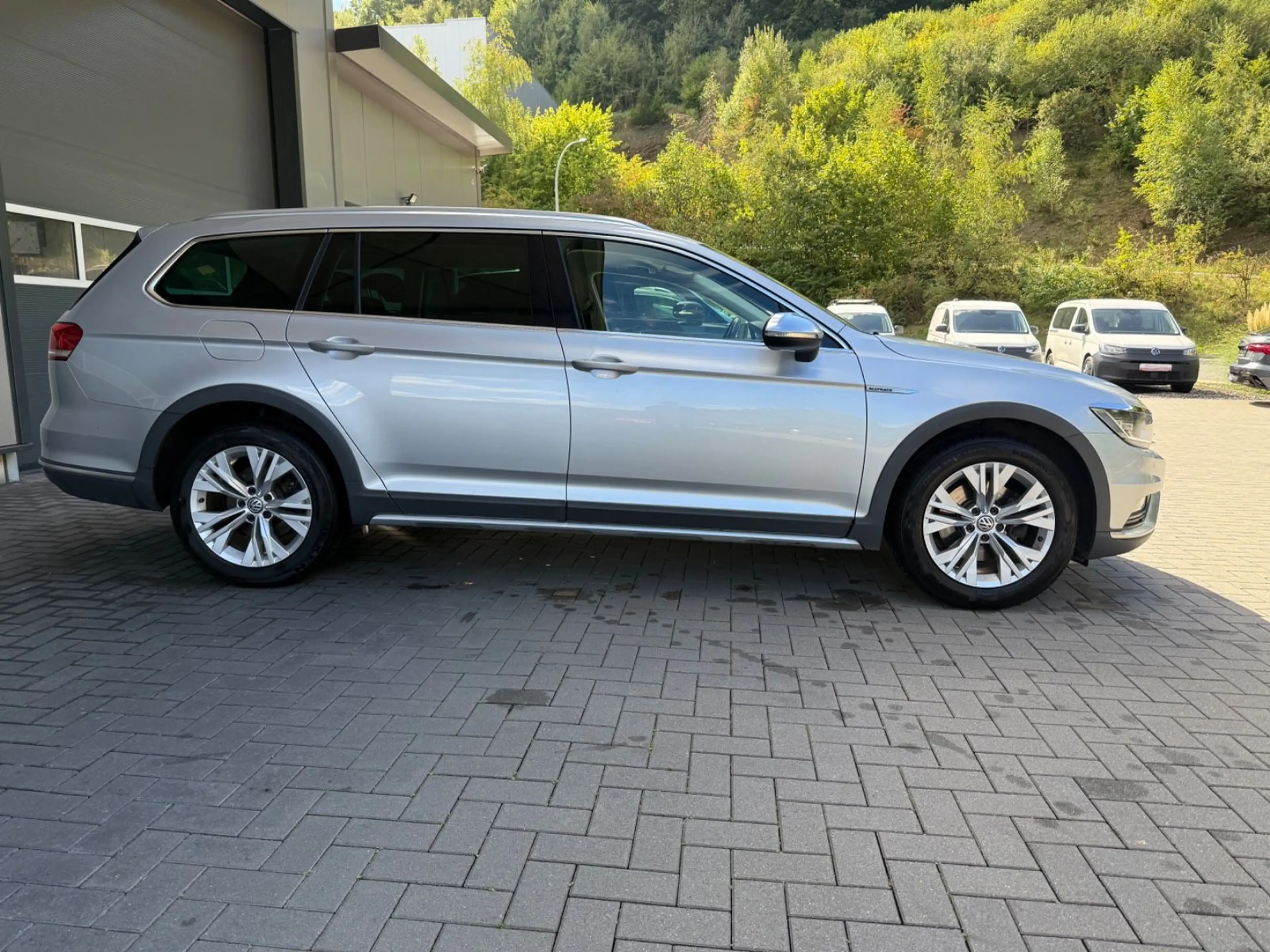 Volkswagen Passat Alltrack 4 Motion *Matrix *ACC *AHK *App — photo 5