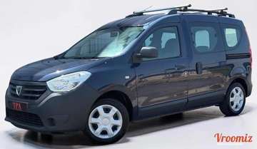 1.5 dCi 75ch (4 cv) Ambiance - BVM5 - 5 Portes - Bleu +Attelage + 2015