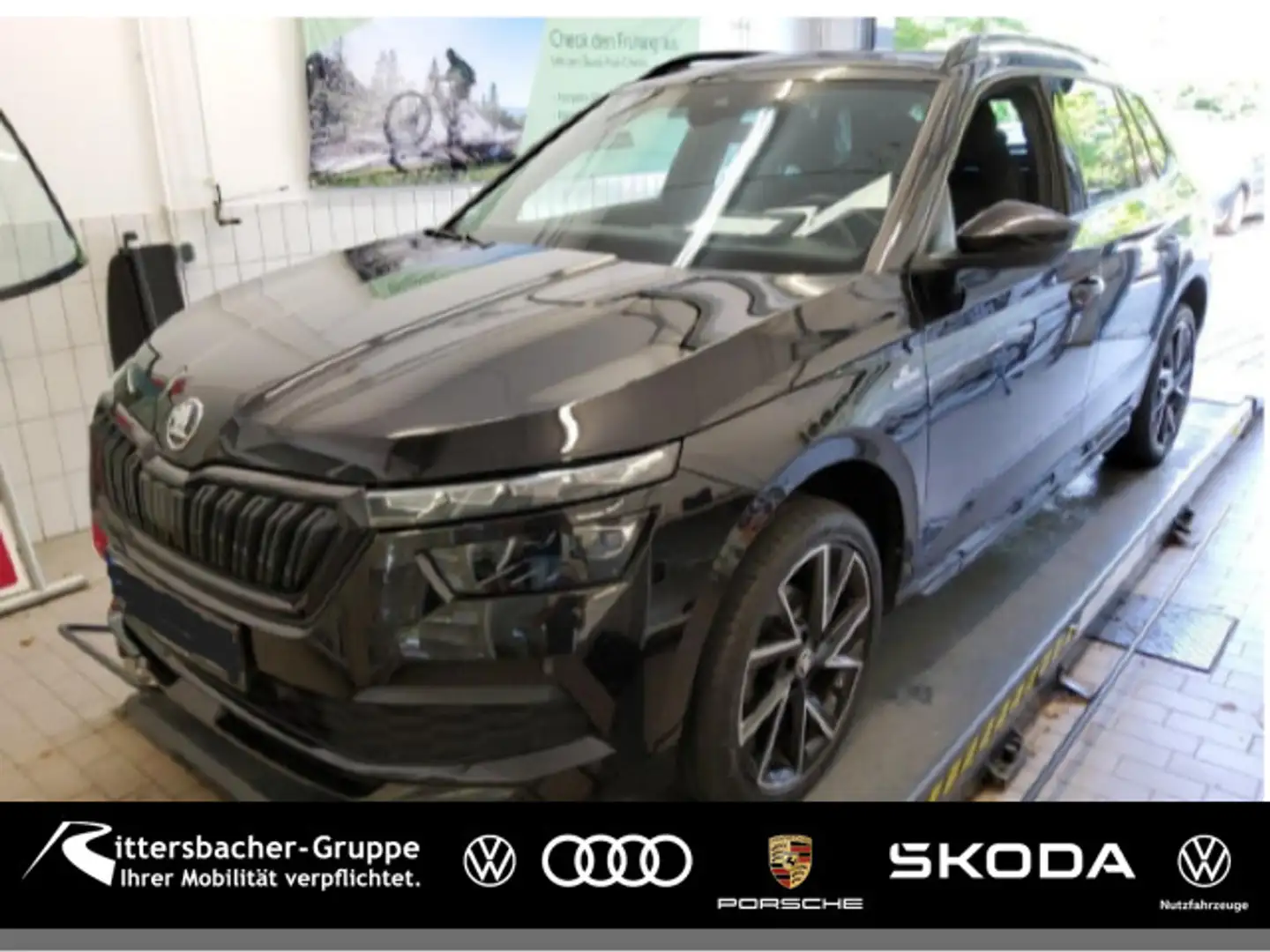Skoda Kamiq 1.5 TSI Monte Carlo Navi PDC Smartlink Schwarz - 1