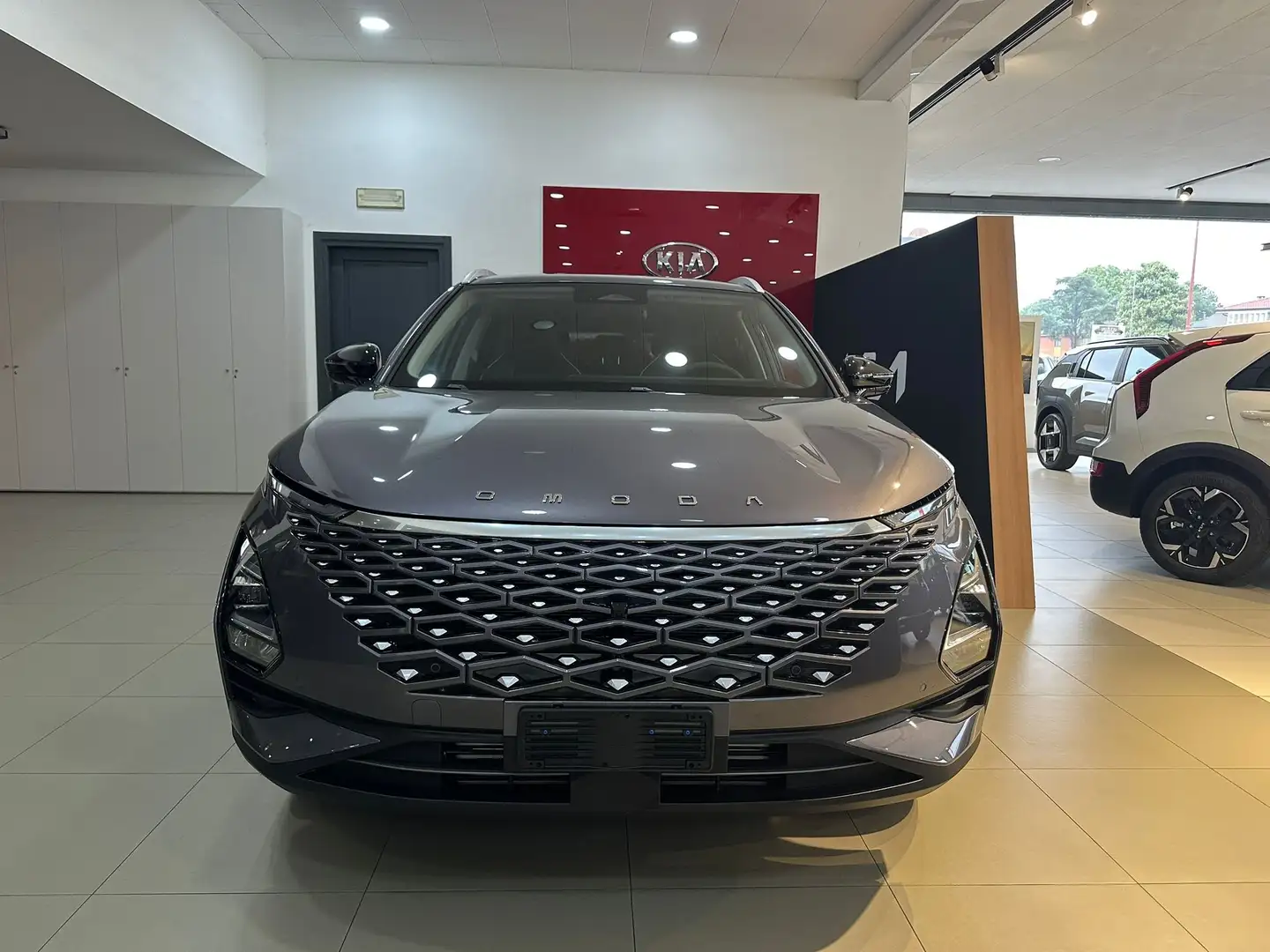 Omoda 5 1.6 TGDI 7DCT PURE ANCHE GPL Grijs - 2