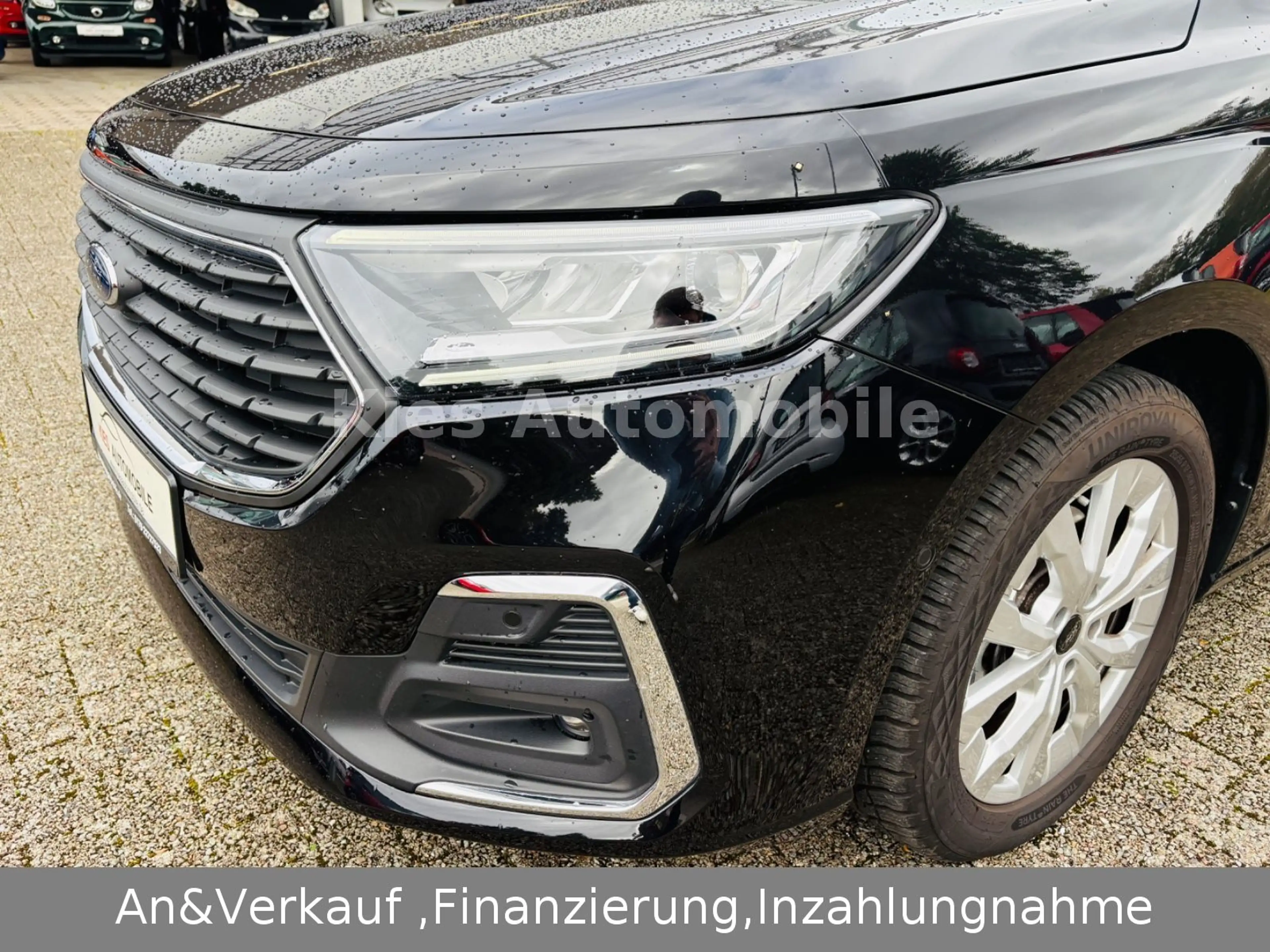 Ford Grand Tourneo Connect Titanium LEDER/NAVI/7SITZE — photo 6