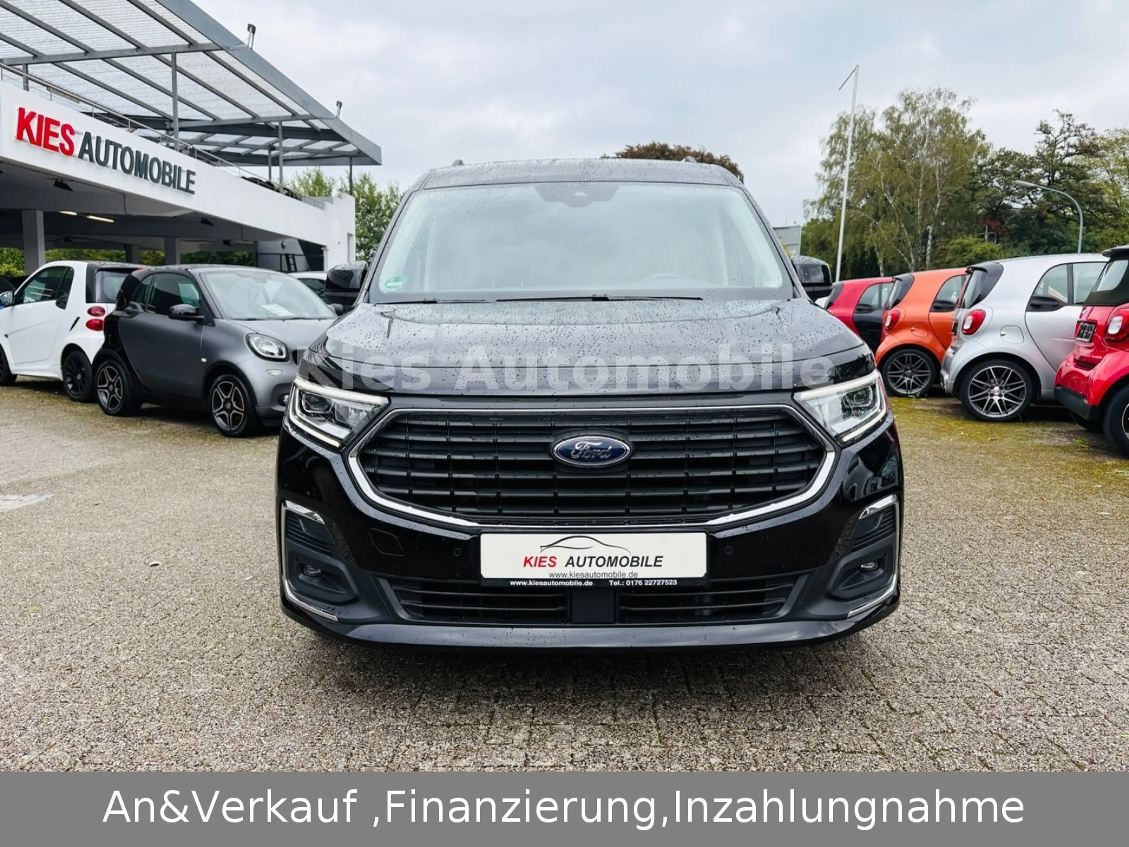 Ford Grand Tourneo Connect Titanium LEDER/NAVI/7SITZE — photo 4
