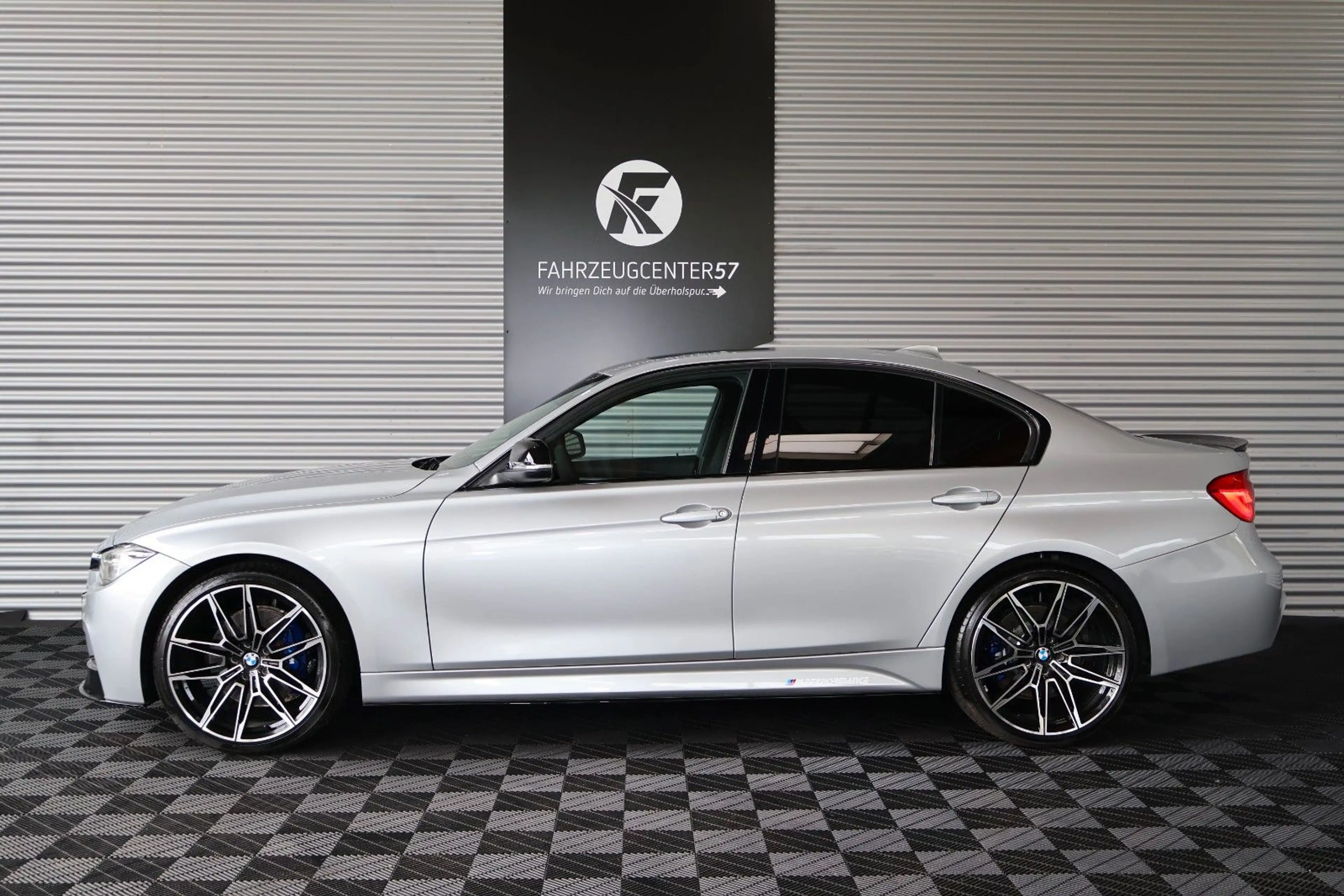 BMW 340 i M-PERFORMANCE/H&K/CARPLAY/KAMERA/PDC — photo 2