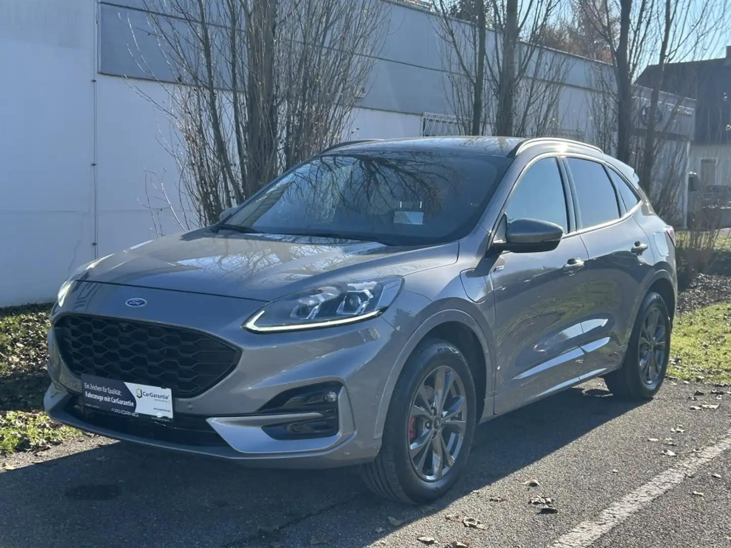 Ford Kuga ST-Line X 2.5l PHEV 225PS CVT Automatik Silber - 1