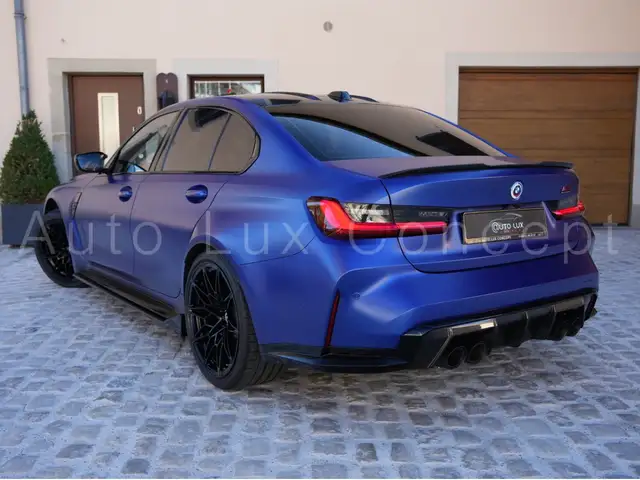 BMW M3 view 4