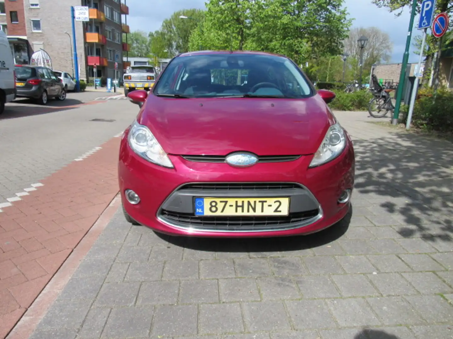 Ford Fiesta 1.25 82pk Titanium Clima/Cruise etc Violett - 2