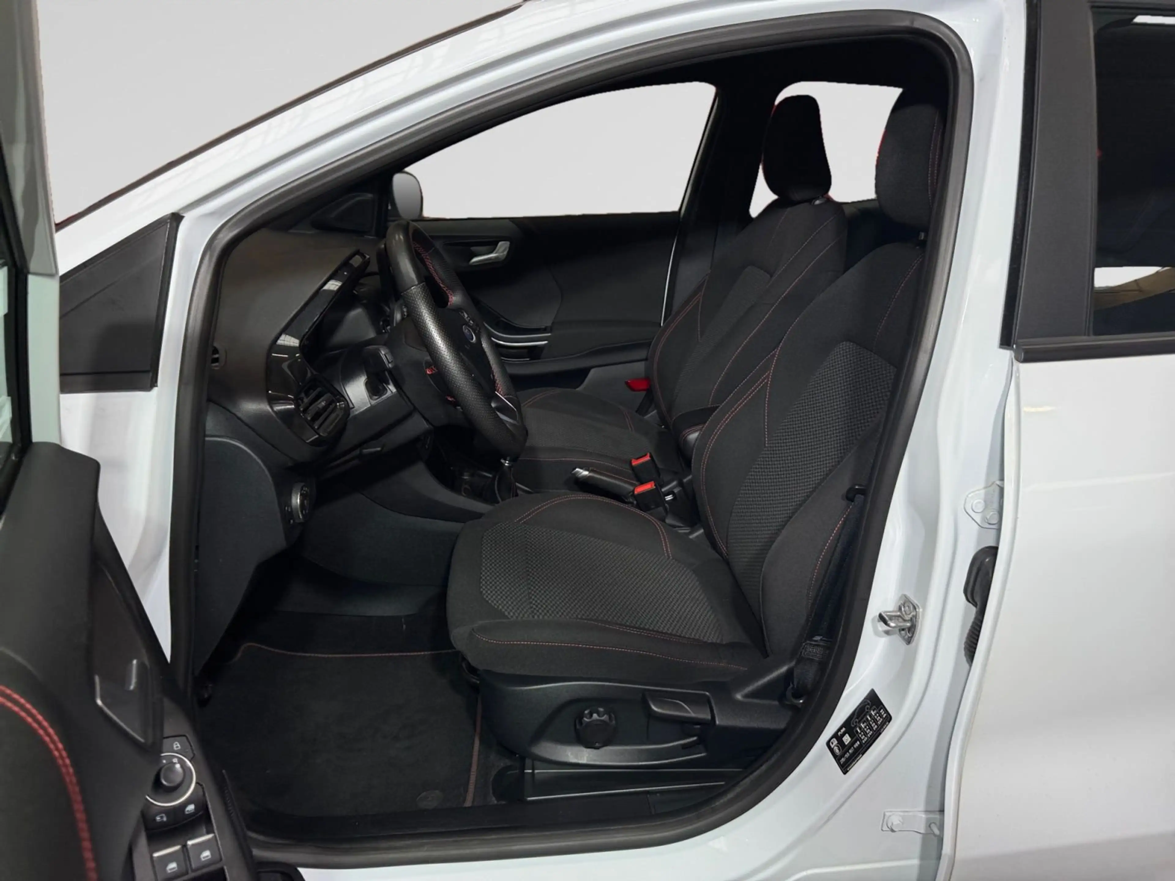 Ford Puma ST-Line 1.0i EcoBoost 125cv mHEV — photo 4