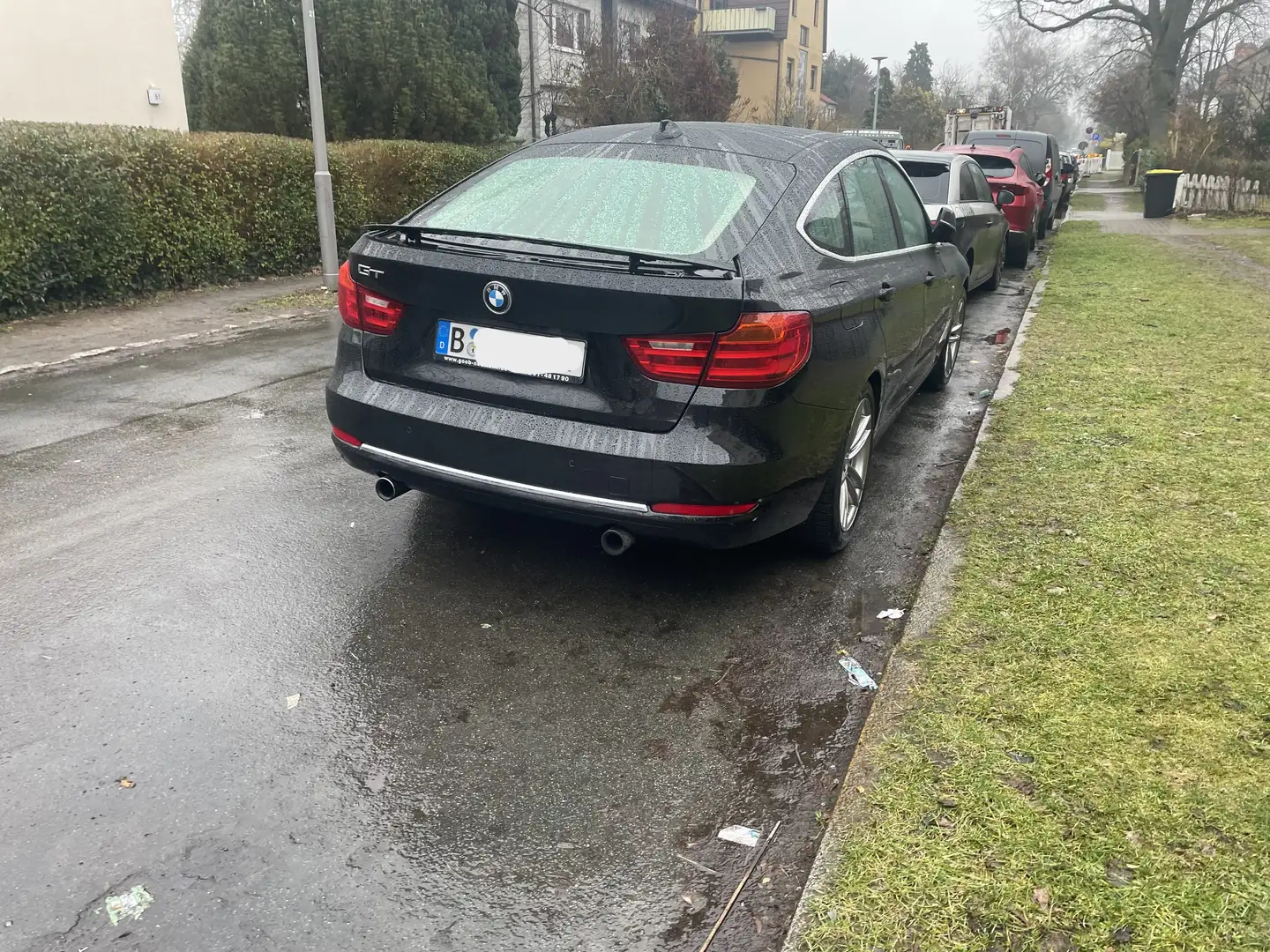 BMW 335 335i GT Aut. Luxury Line Чорний - 1