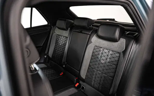 Volkswagen T-Roc view 7