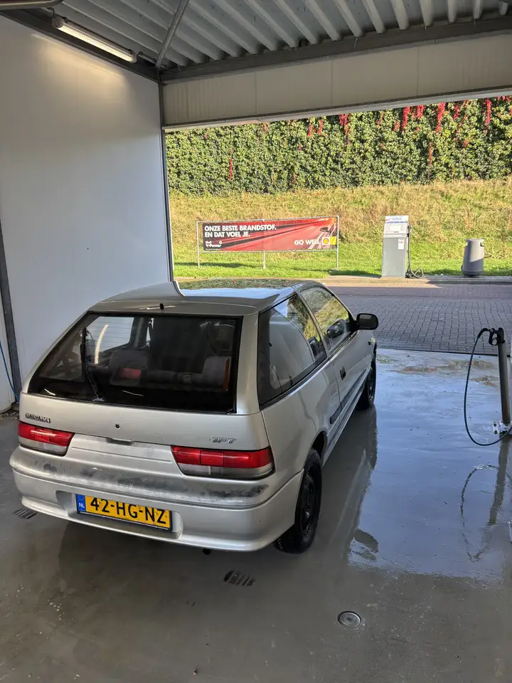 Suzuki Swift 1.3-16V Summum, foto 2