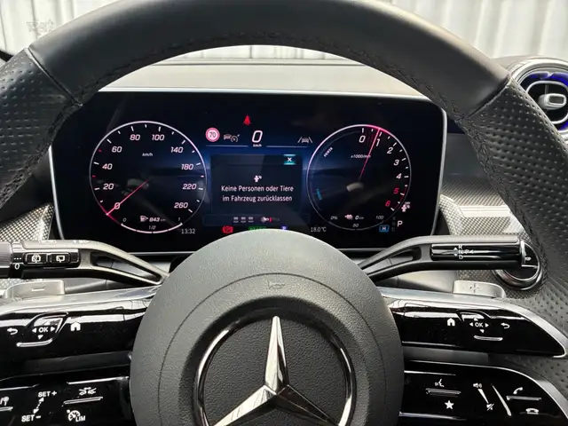 Mercedes-Benz GLC 300 de 4MATIC Hybrid Österreich-Edition Ansicht 17