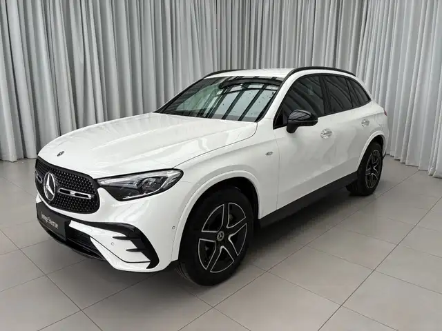 Mercedes-Benz GLC 300 de 4MATIC Hybrid Österreich-Edition Ansicht 2