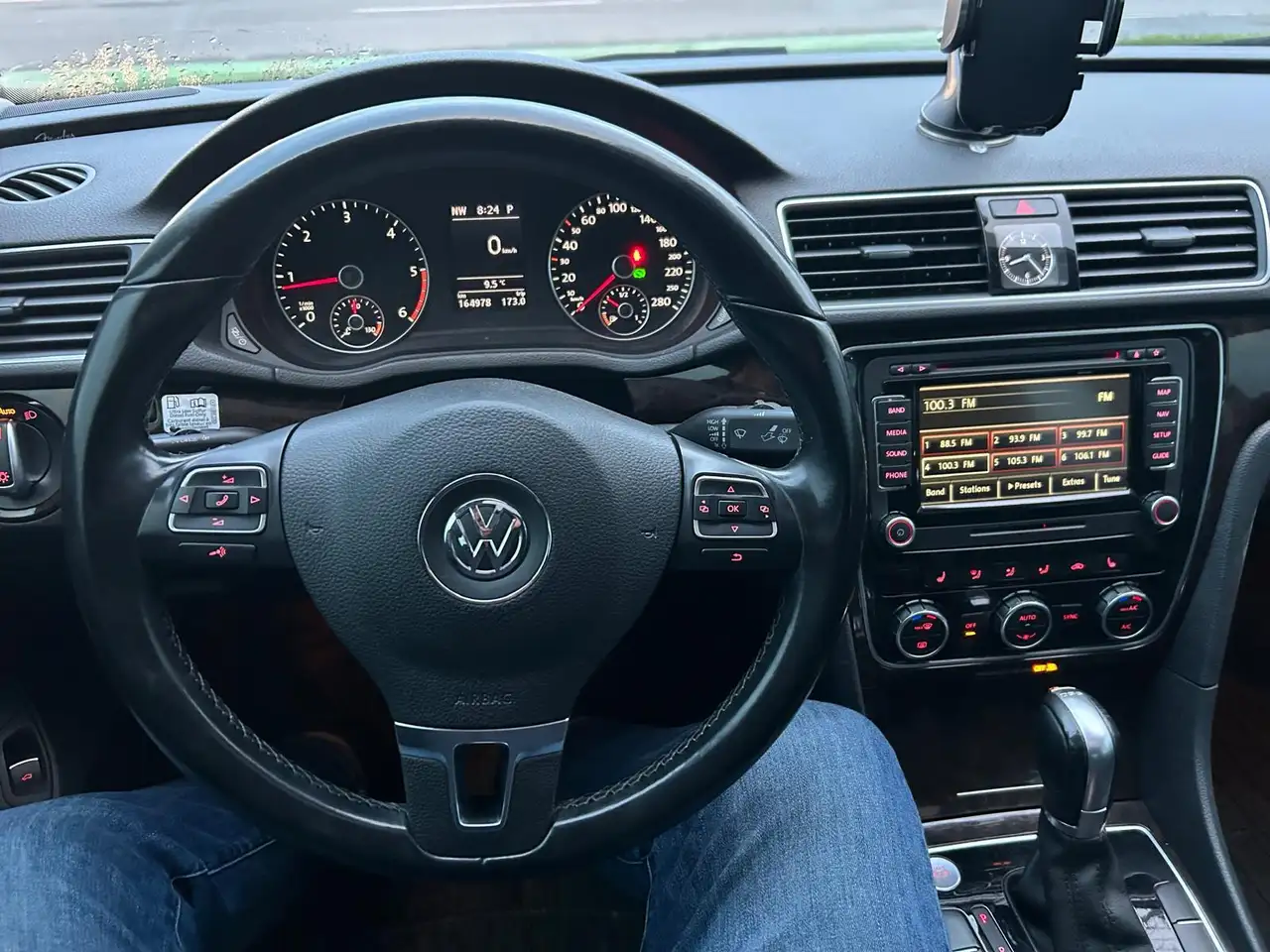 Volkswagen Passat снимка Volkswagen Passat