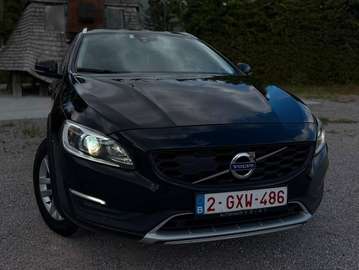 V60 Cross Country 2.0 D3 Kinetic Geartronic