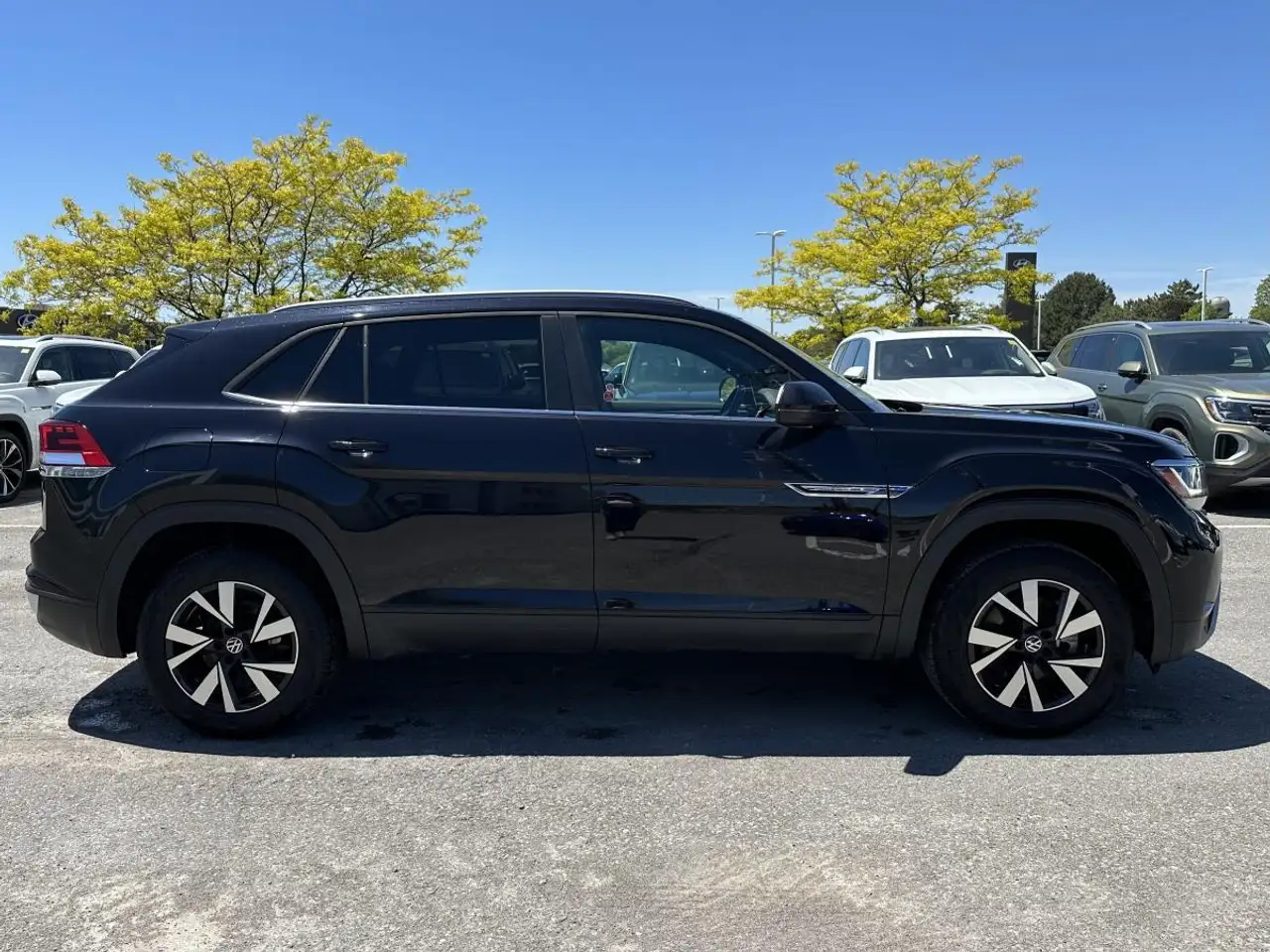 Volkswagen Atlas снимка Volkswagen Atlas