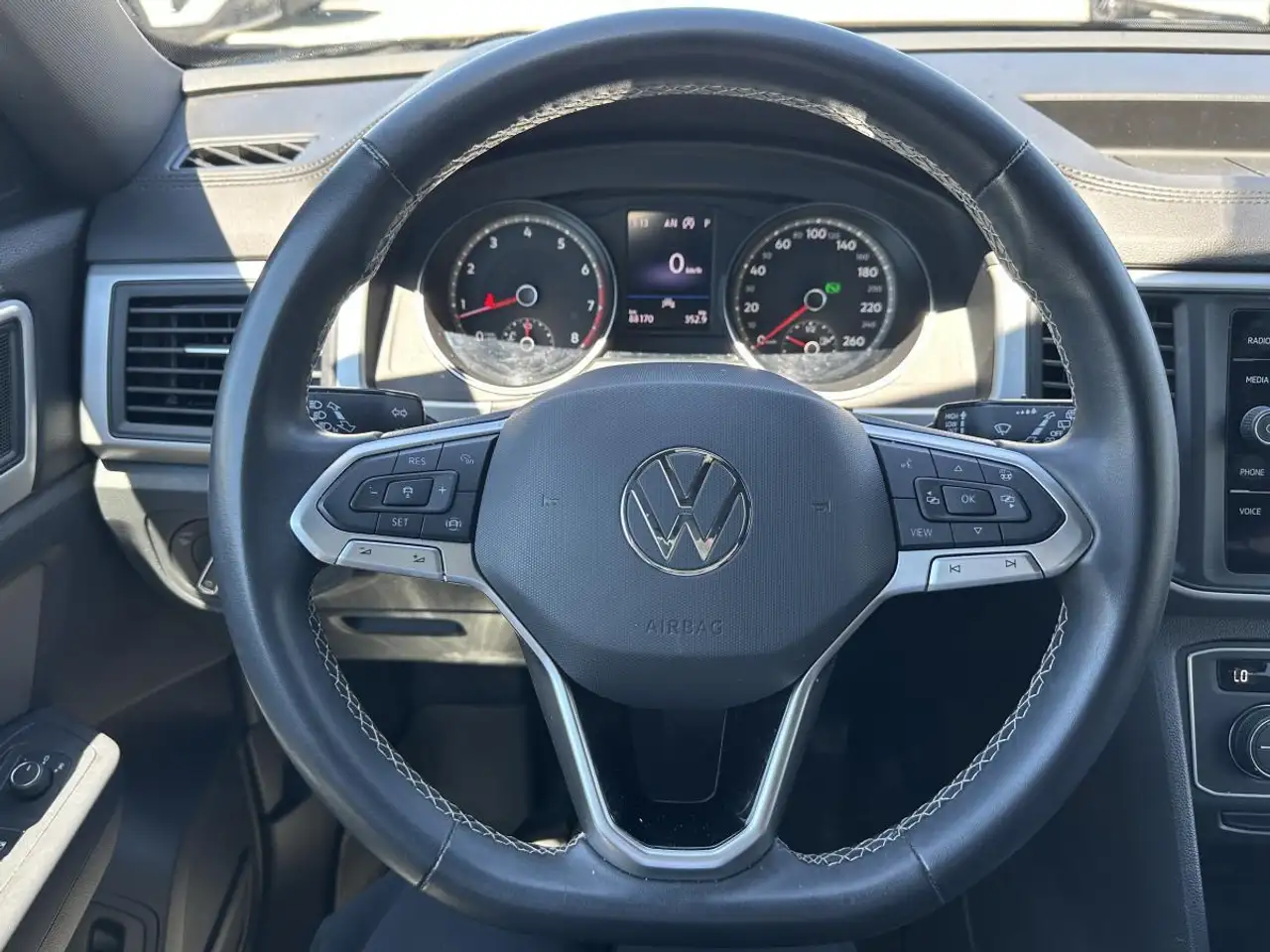 Volkswagen Atlas снимка Volkswagen Atlas