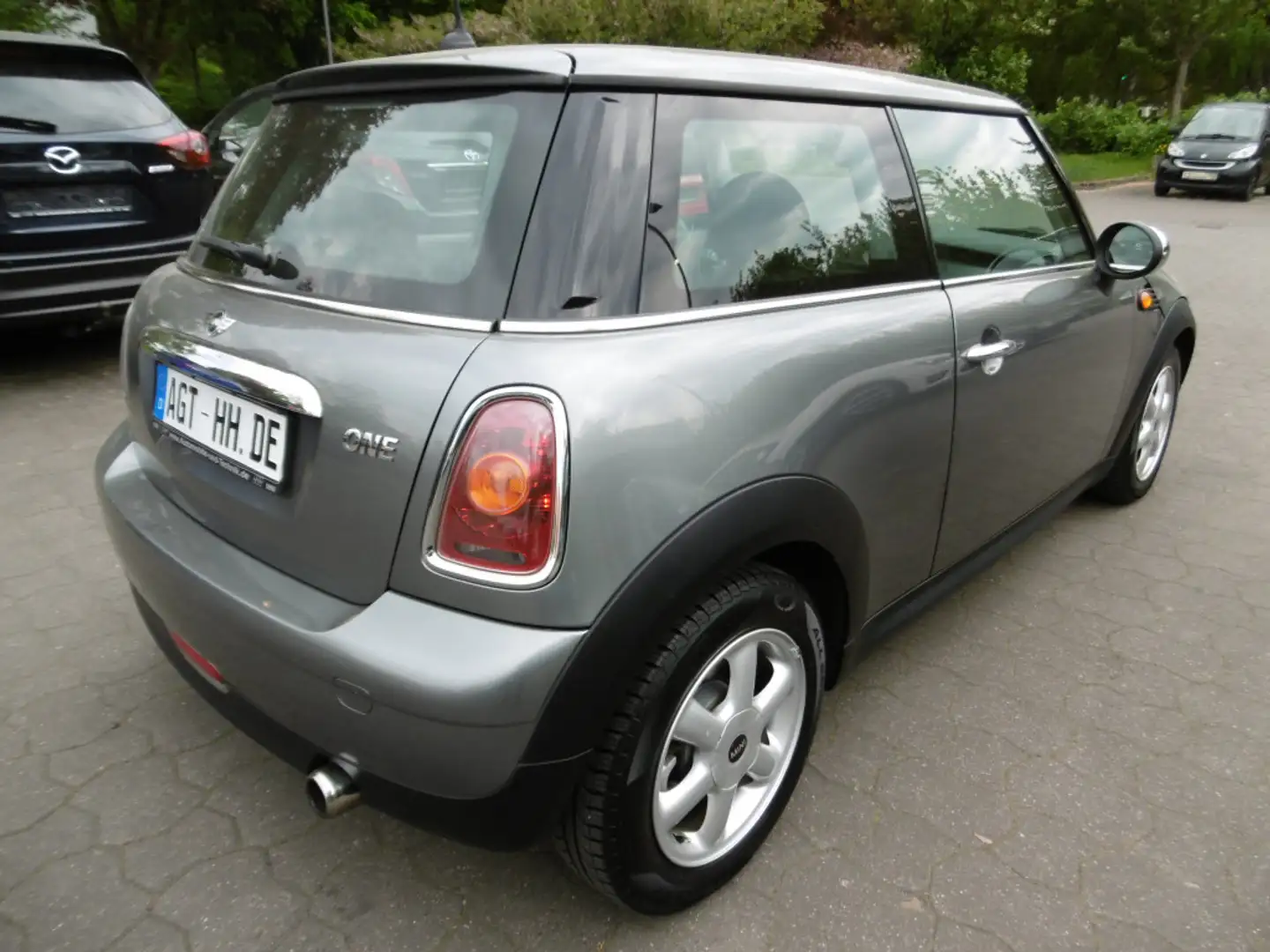 MINI One 1.4 Alufelgen Klimaautomatik Allwetterreifen Silber - 2