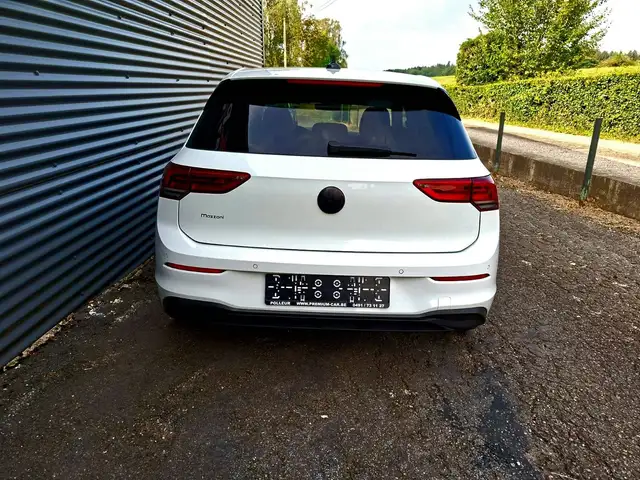 Volkswagen Golf view 6