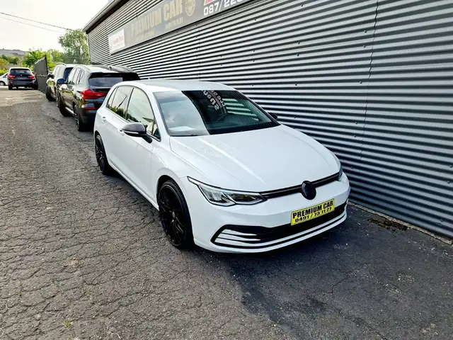Volkswagen Golf view 4