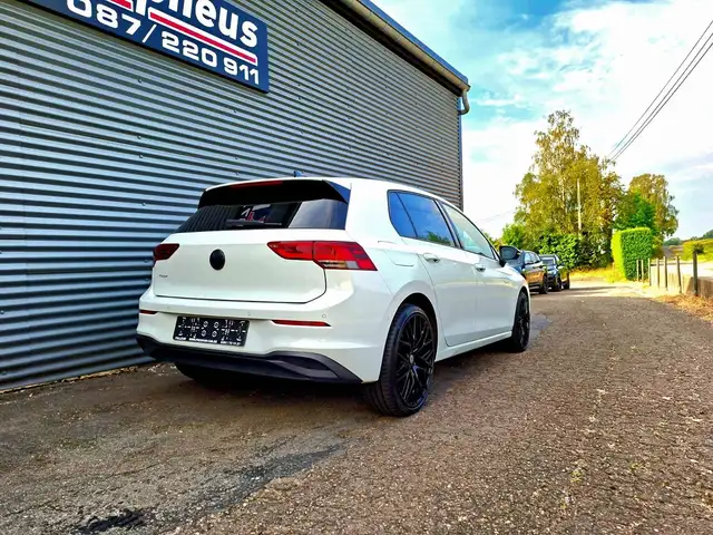 Volkswagen Golf view 10