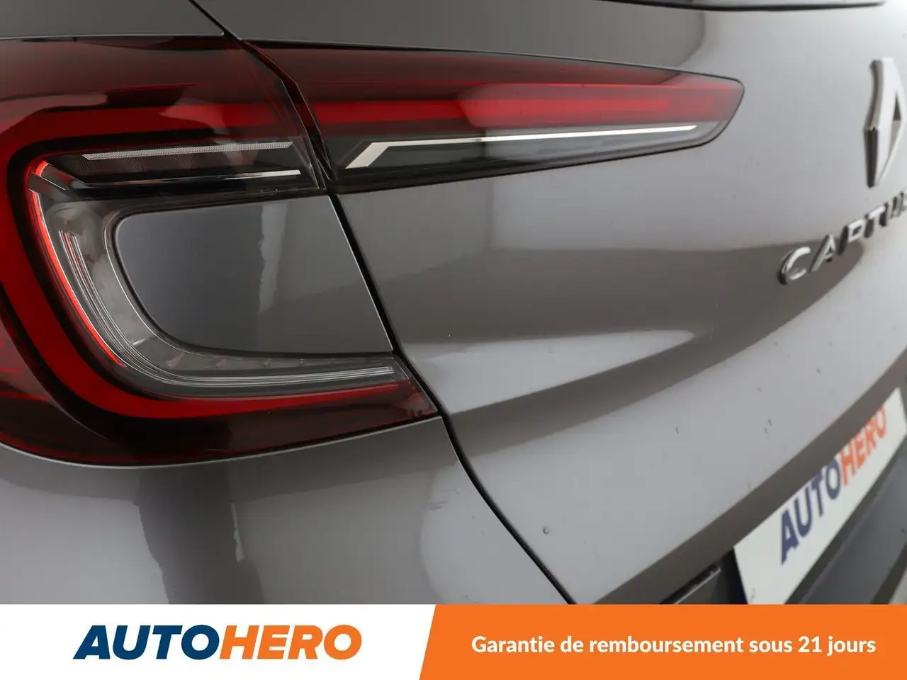 Renault Captur — photo 37