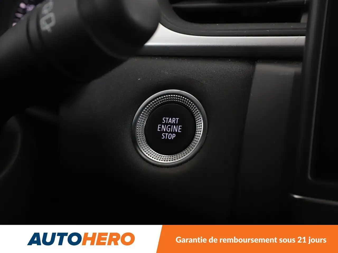 Renault Captur — photo 34