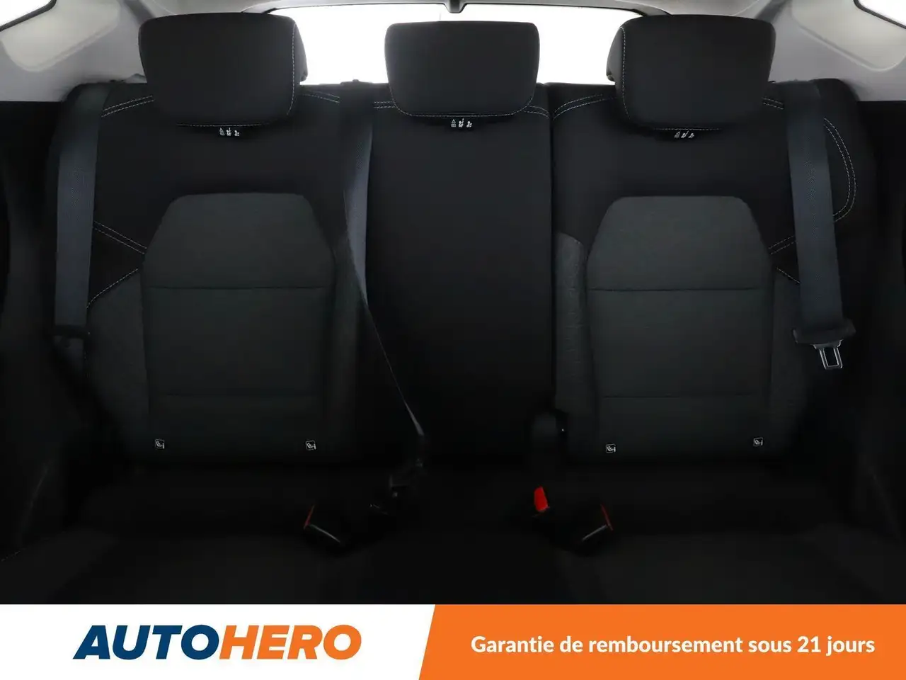 Renault Captur — photo 16