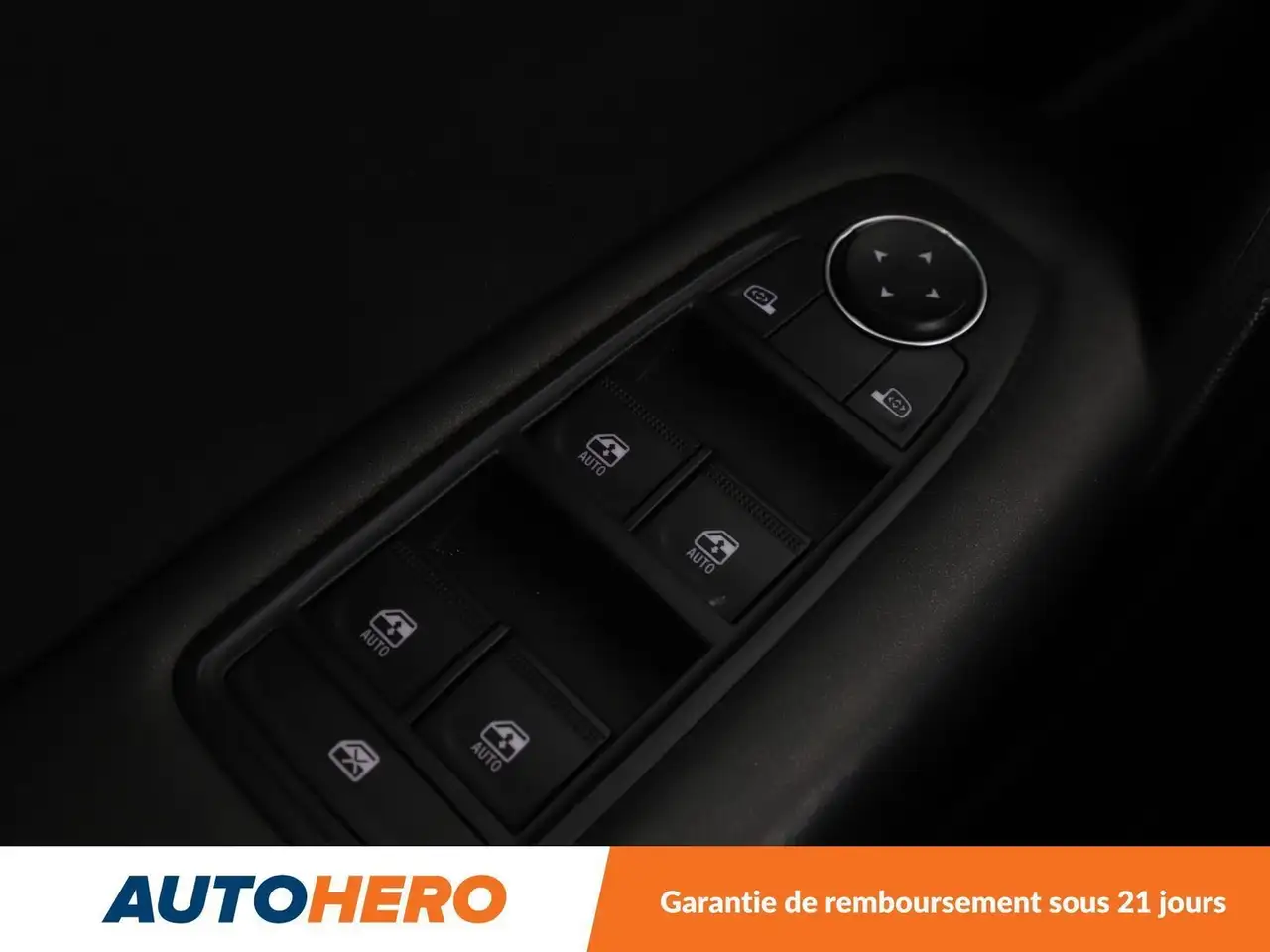 Renault Captur — photo 33