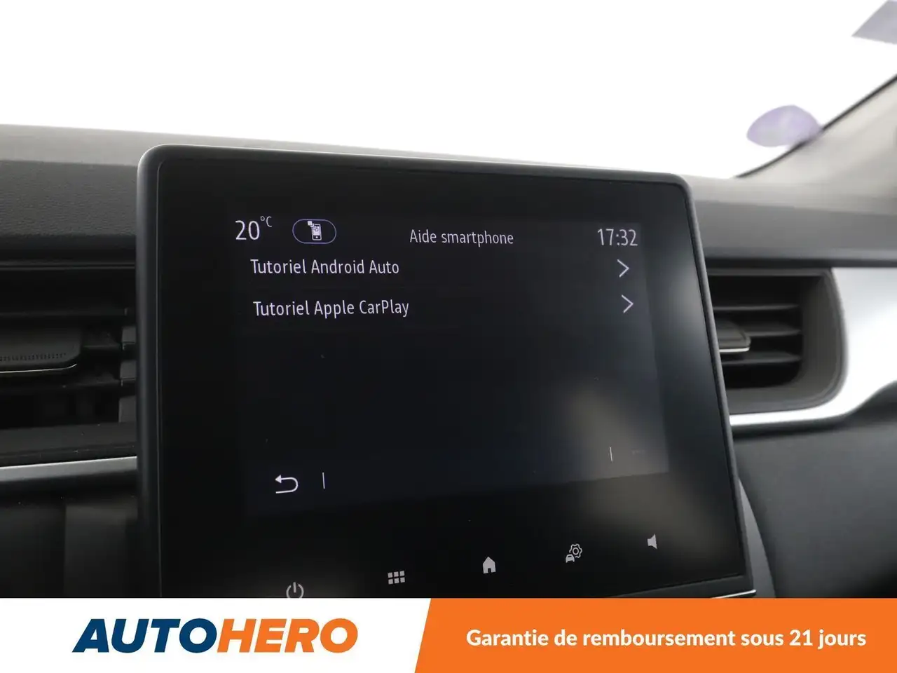 Renault Captur — photo 27