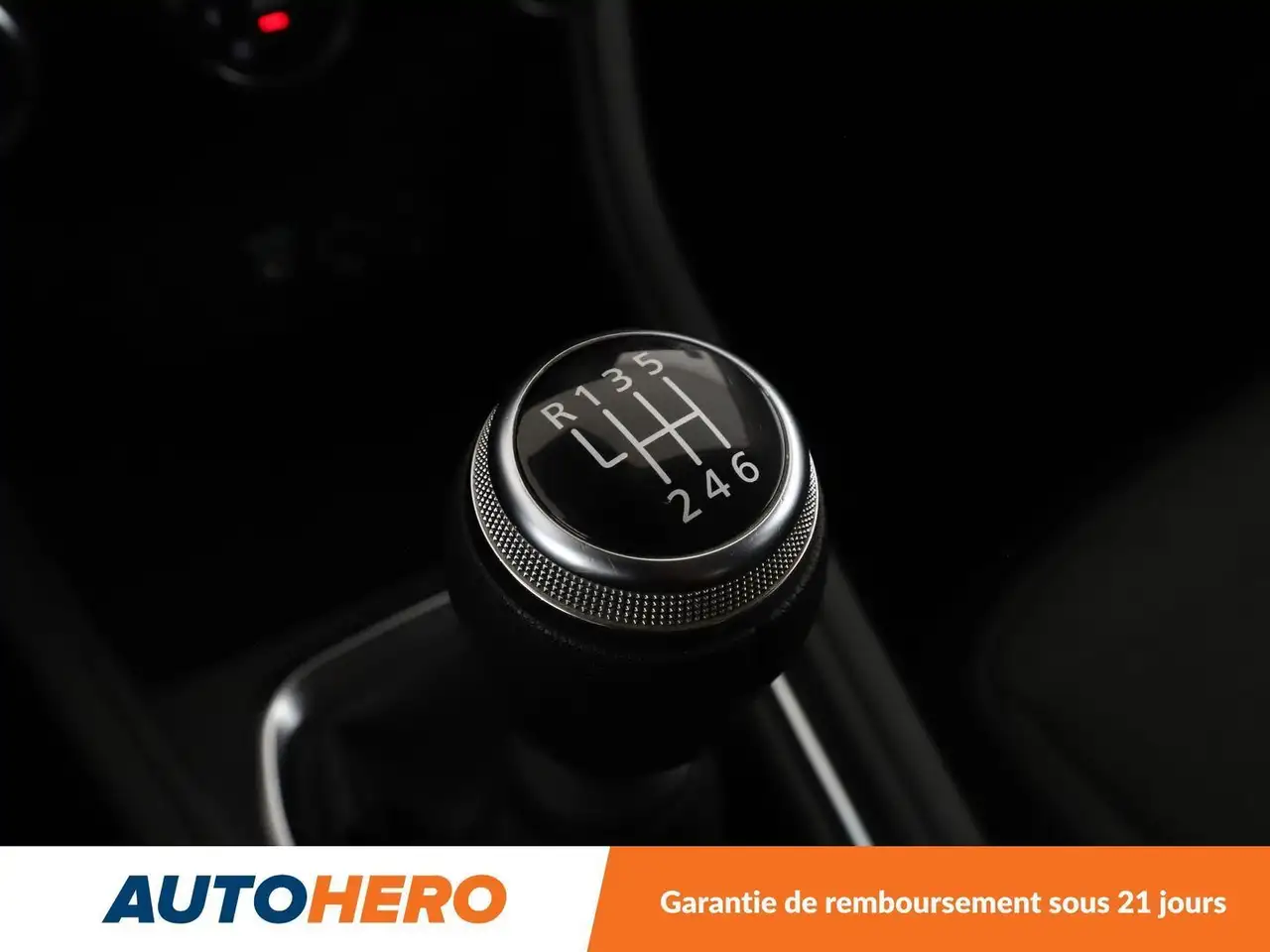 Renault Captur — photo 31