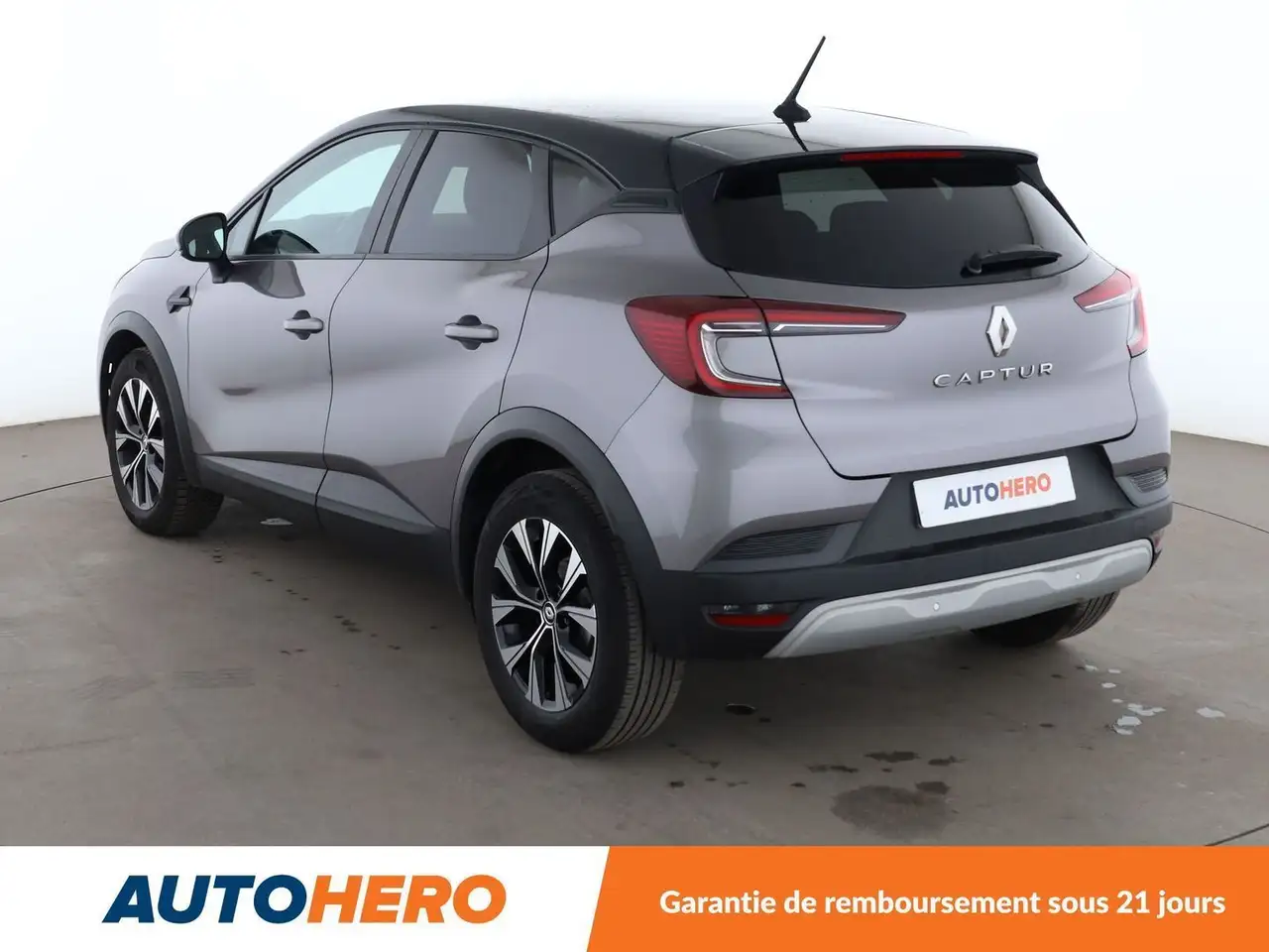 Renault Captur — photo 4