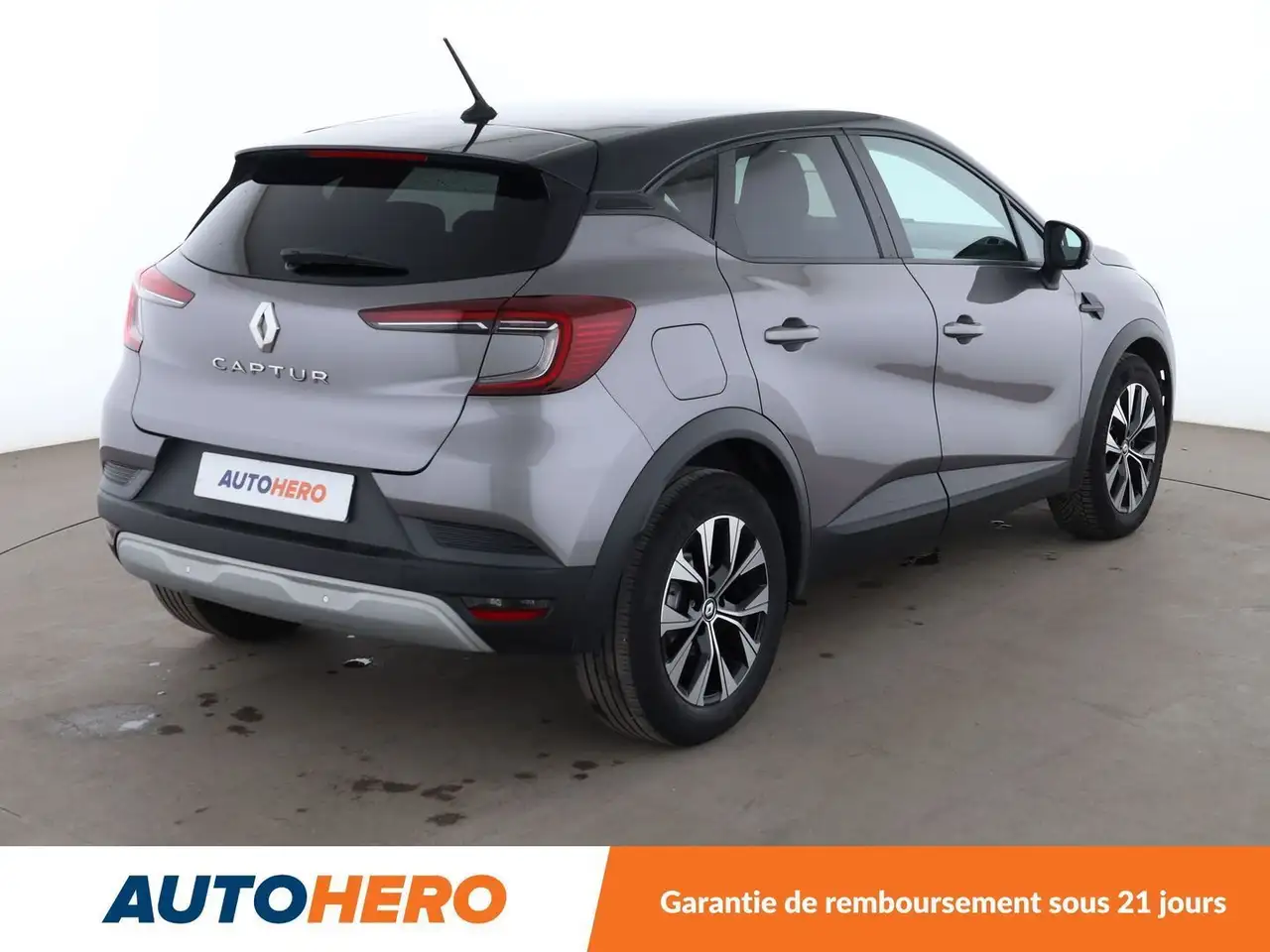 Renault Captur — photo 6