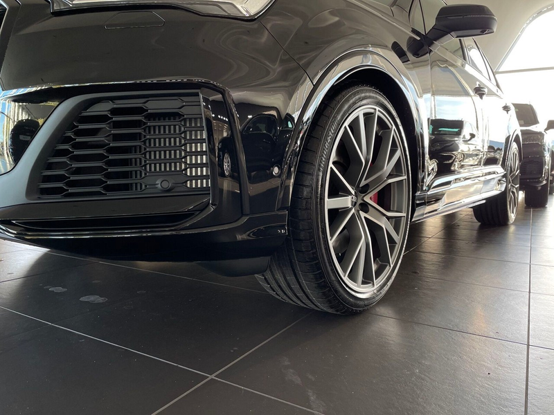 Audi SQ7 TFSI tiptronic quattro competition plus — photo 5