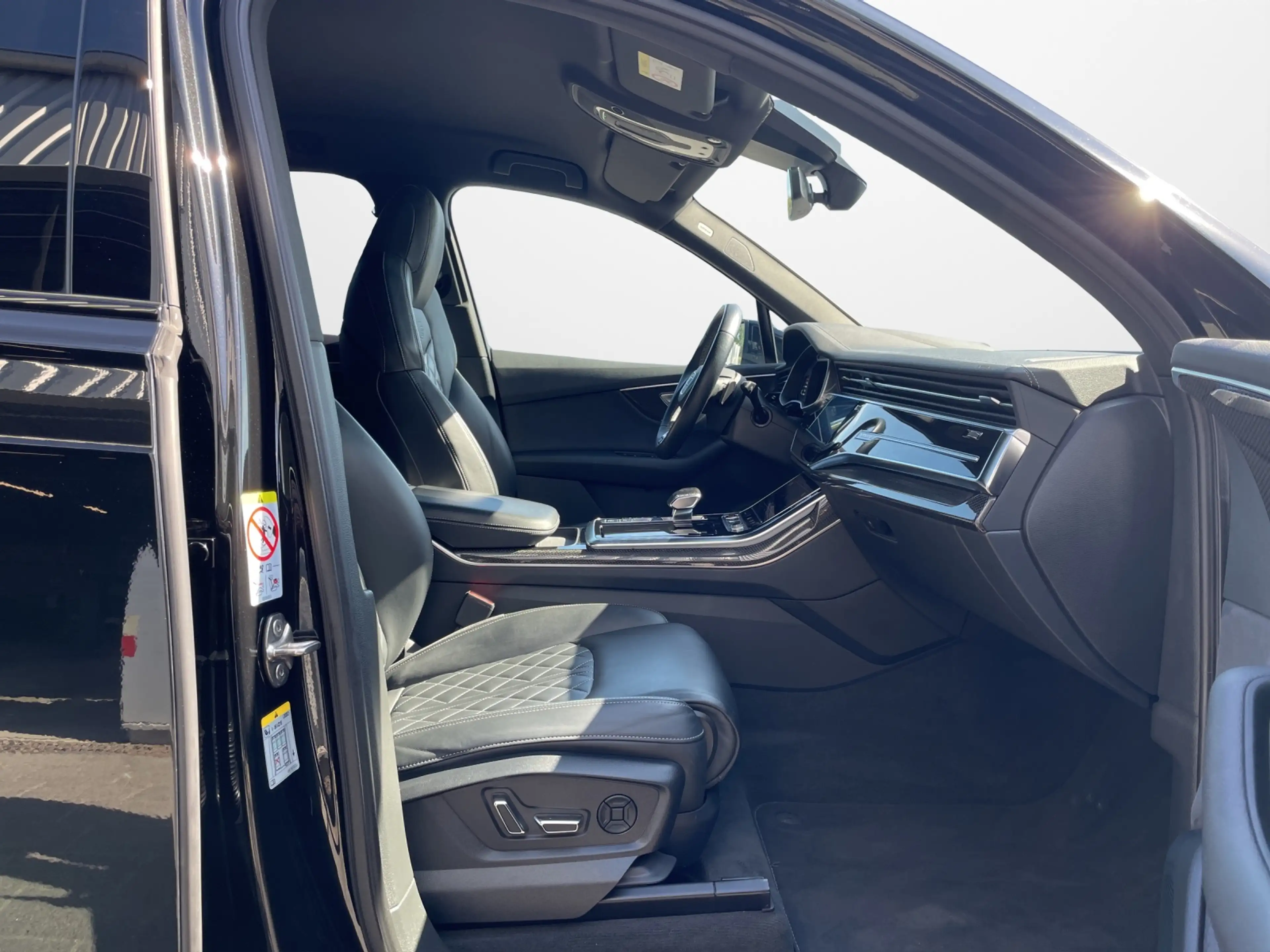 Audi SQ7 TFSI tiptronic quattro competition plus — photo 13