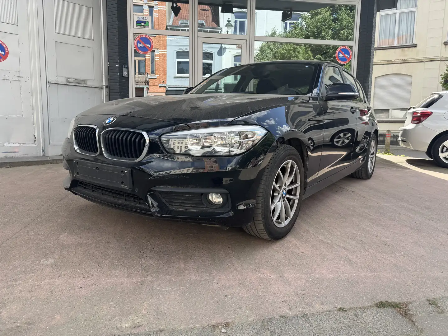 BMW 118 Garantie - Volant M - 54.990km ! - EURO 6 Noir - 2