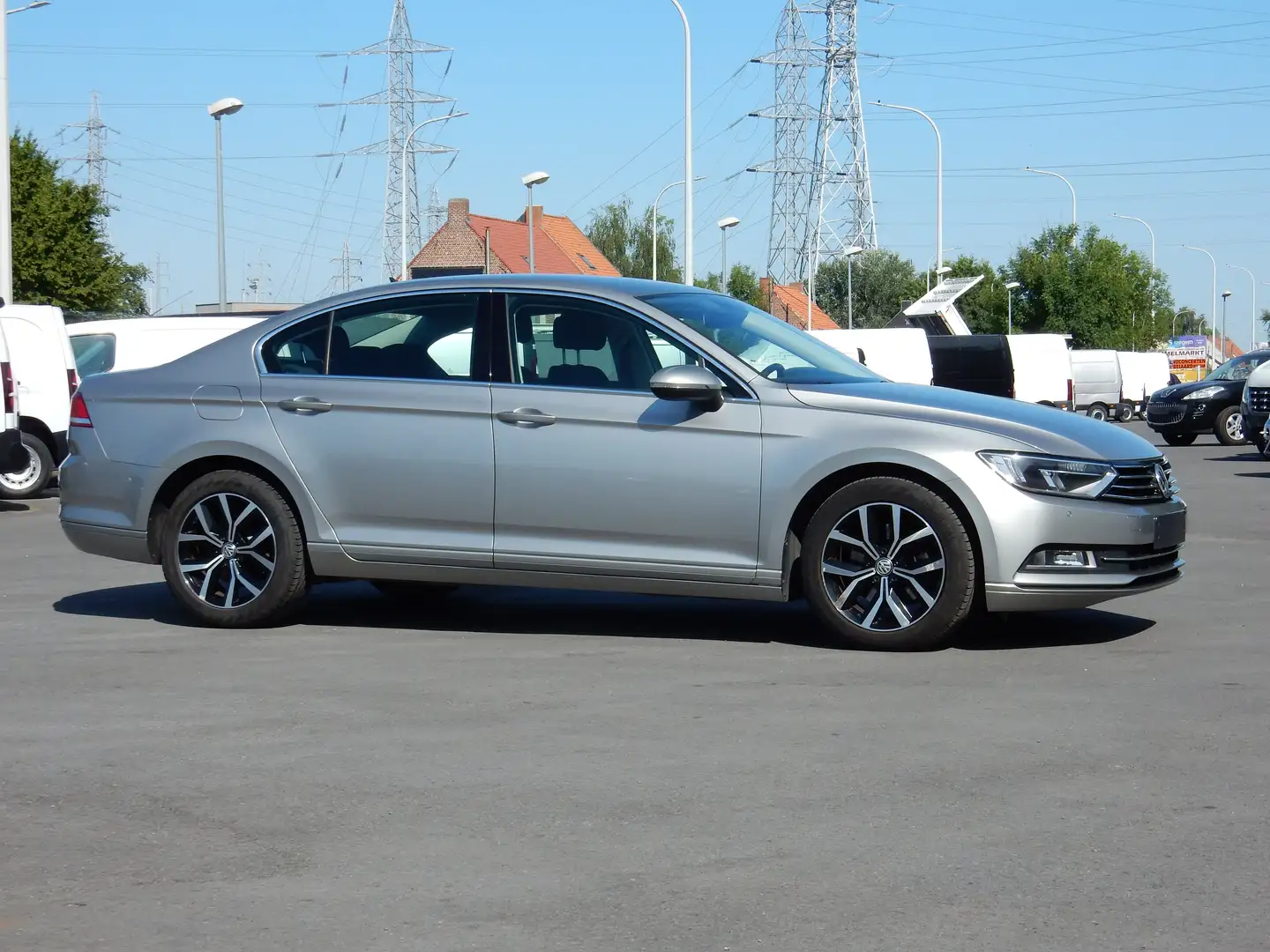 Volkswagen Passat 2.0 CR TDi Comfortline eerste eigenaar Grijs - 2