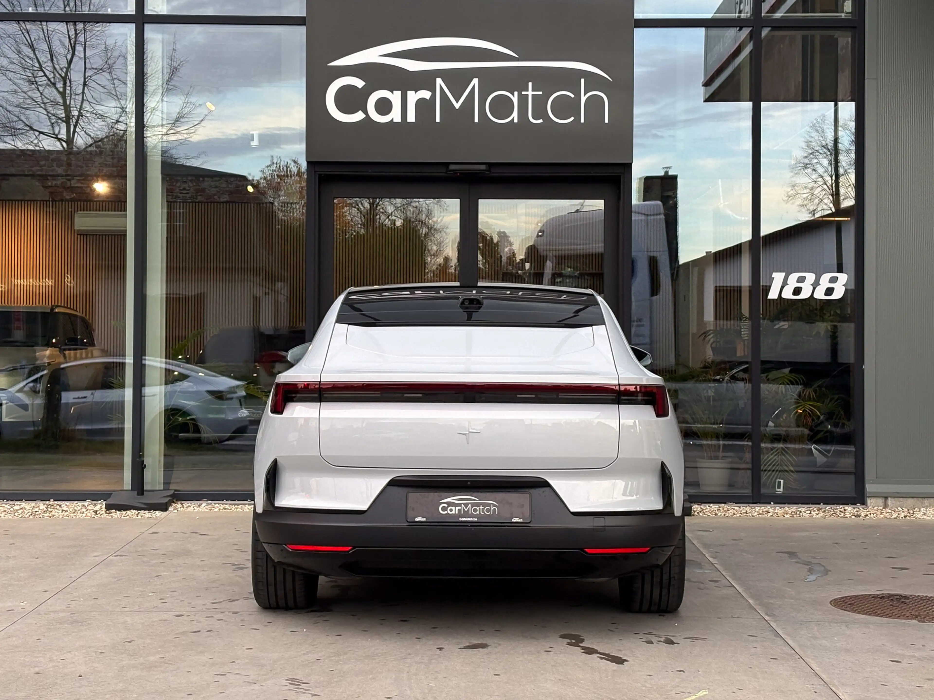 Polestar 4 Long Range Single Motor - Plus | Pilot — photo 6