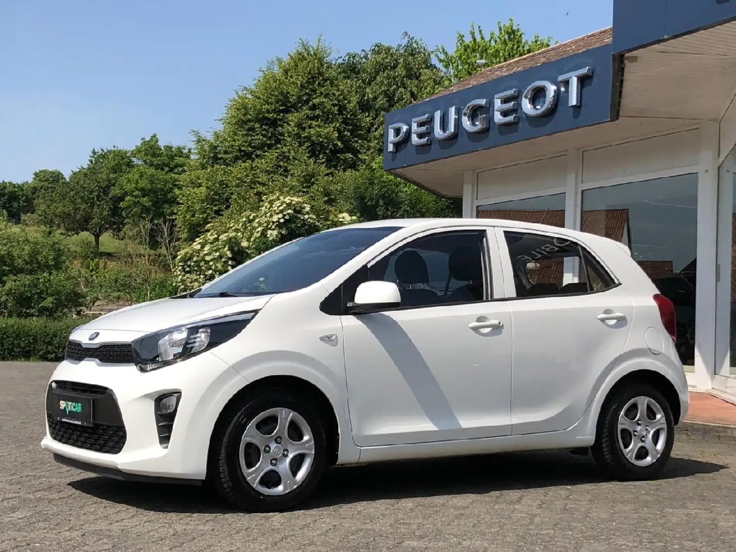 Kia Picanto Attract Weiß - 1