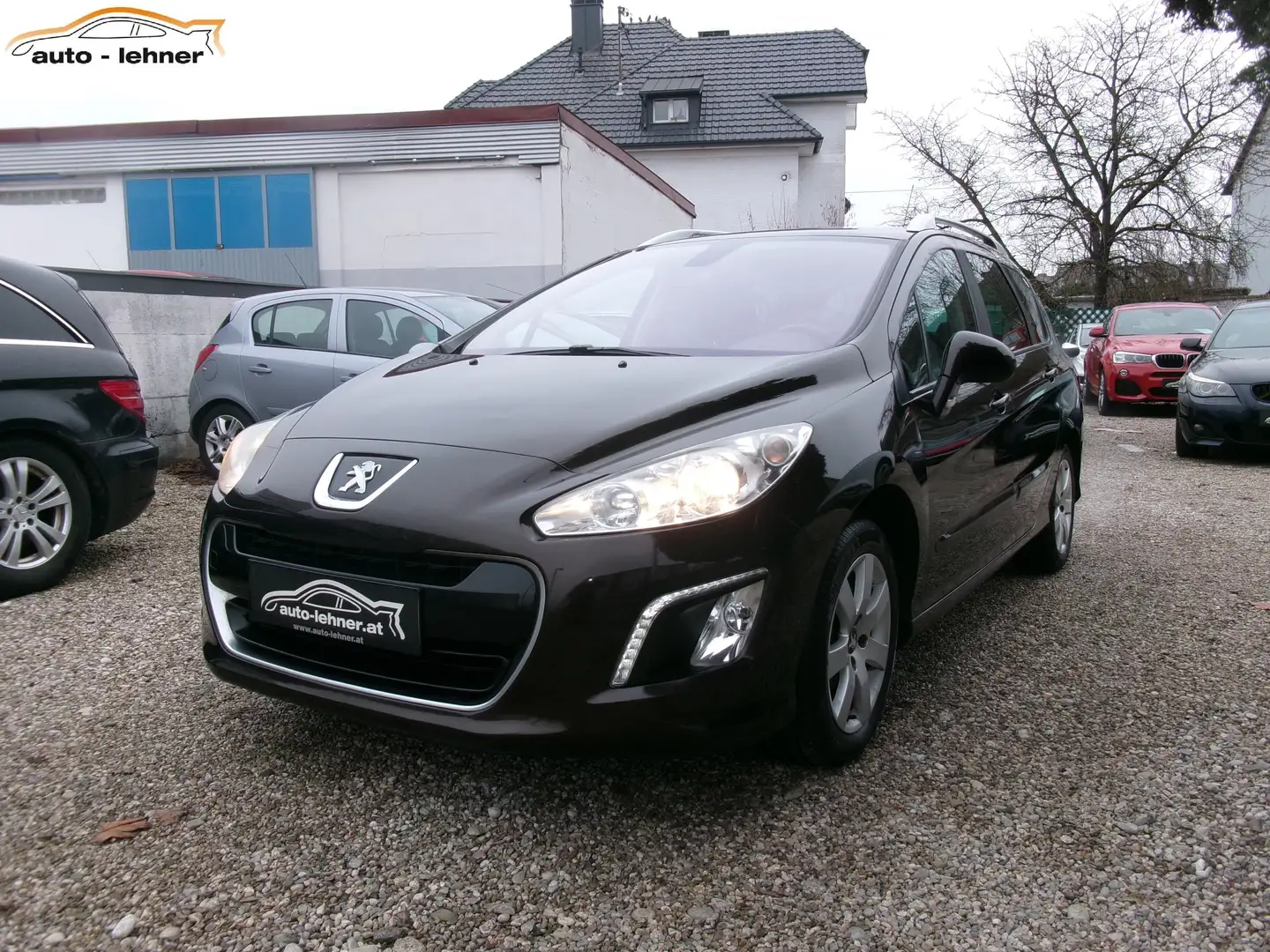 Peugeot 308 308 SW 1,6 HDi 95 Active Active Braun - 1