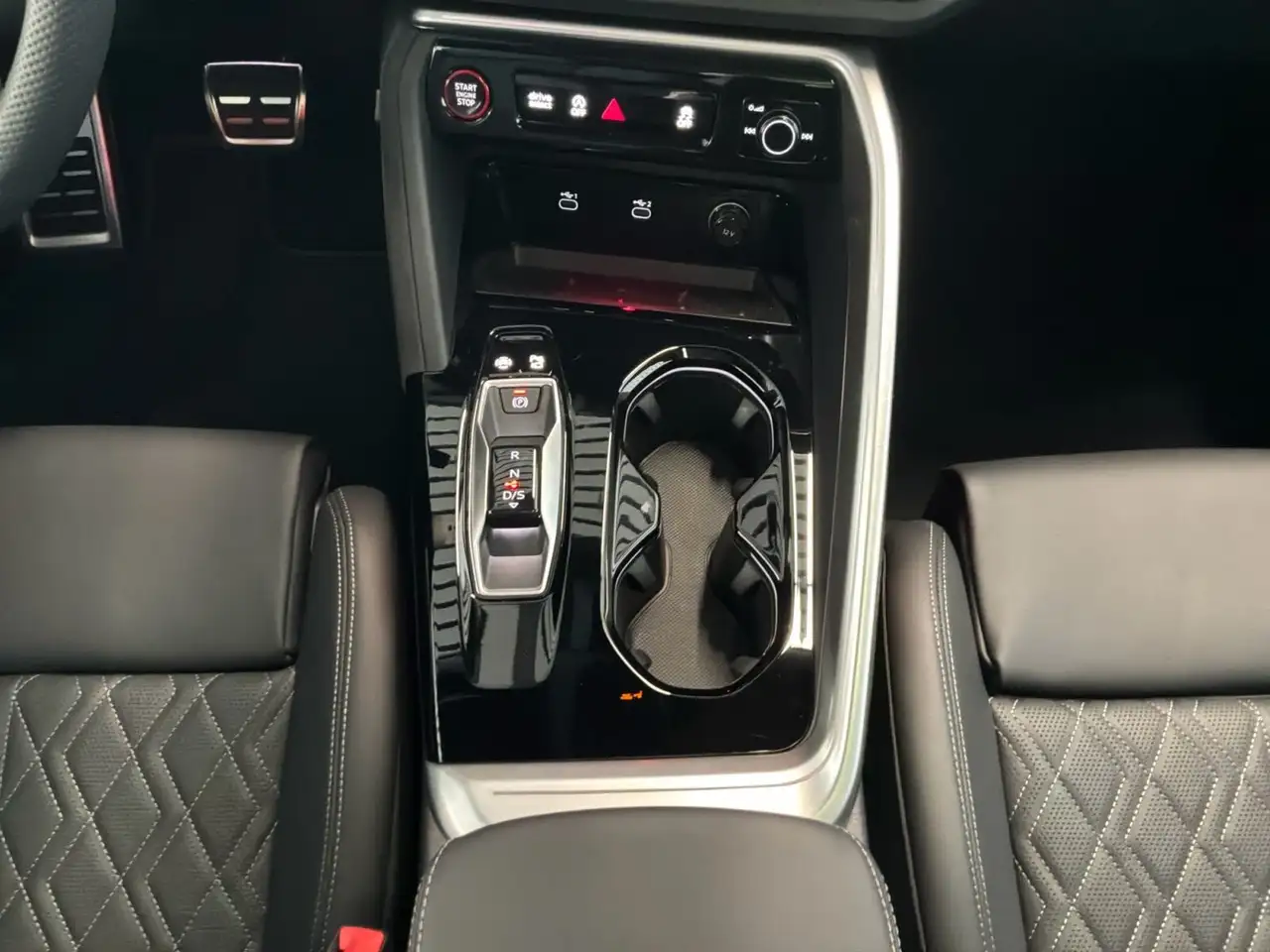 Audi SQ5 2026 — фото 22