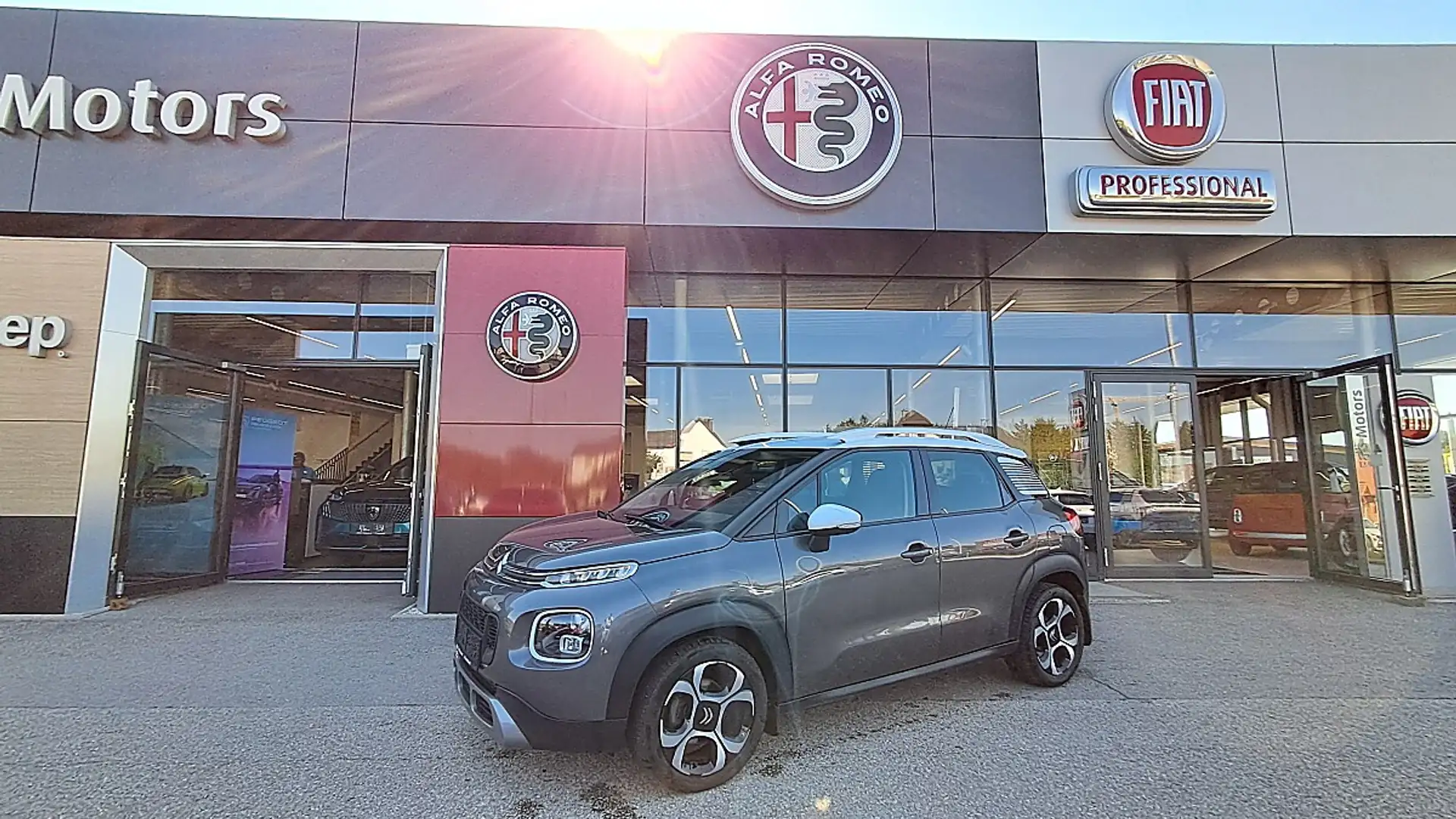 Citroen C3 Aircross BlueHDi 120 S&S EAT6 Feel Grau - 2