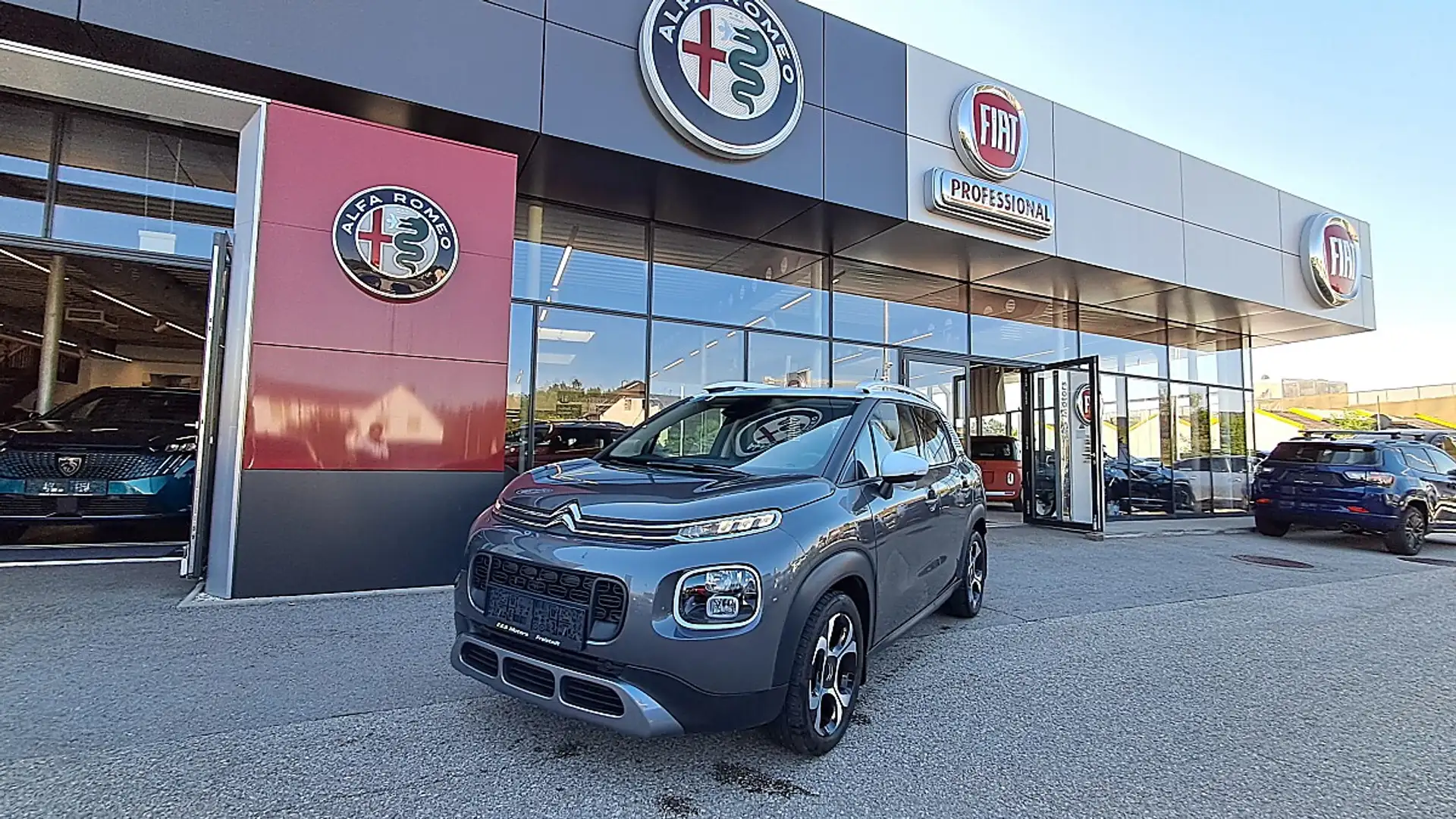 Citroen C3 Aircross BlueHDi 120 S&S EAT6 Feel Grau - 1