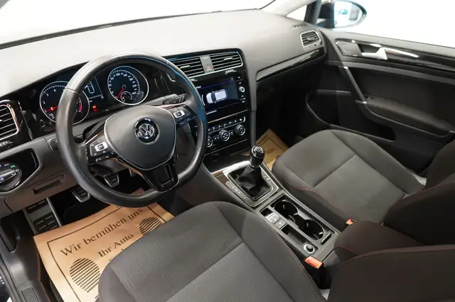 Volkswagen Golf view 13