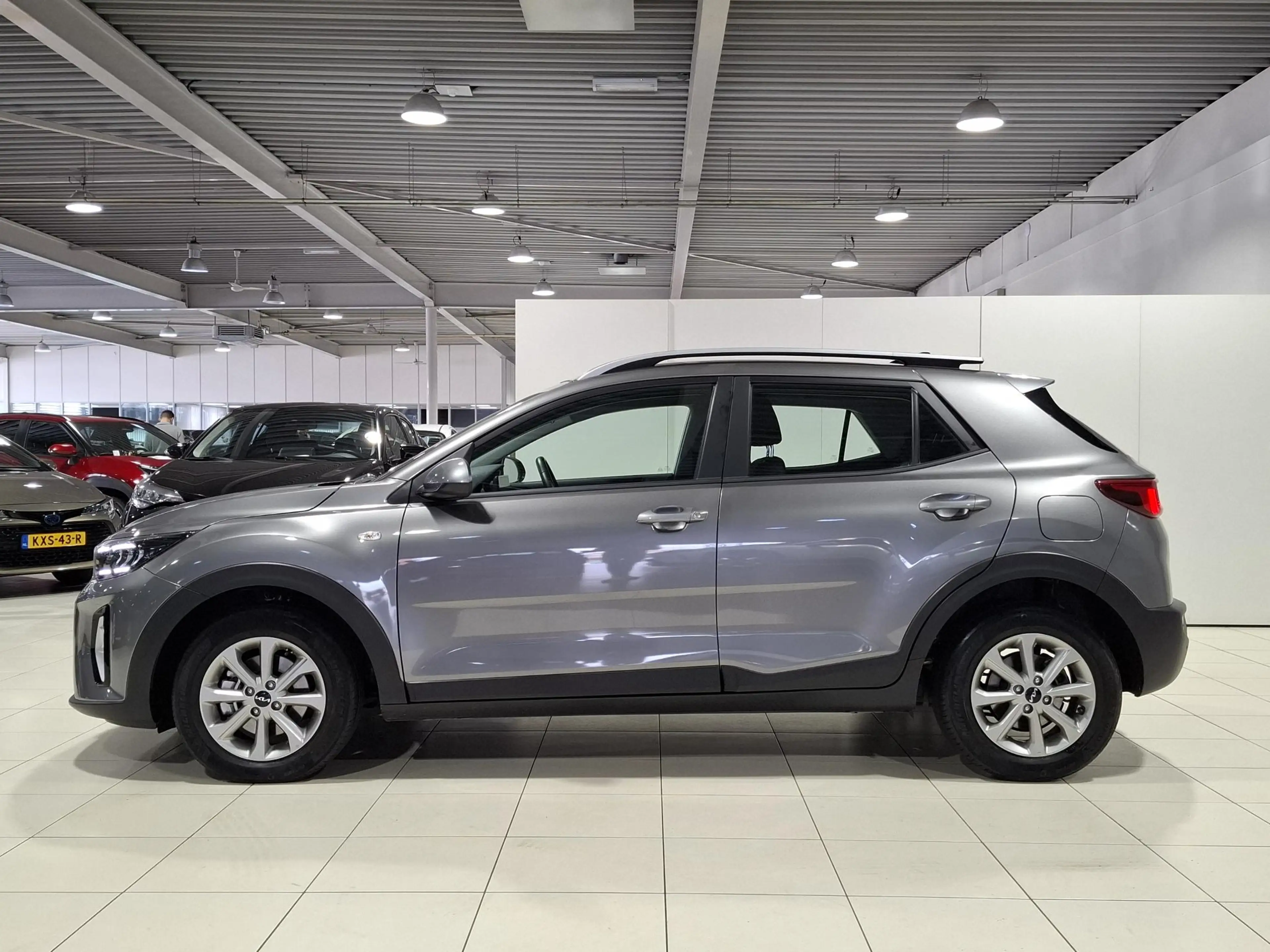 Kia Stonic 1.0 T-GDi MHEV DynamicLine Apple Carplay/Android A — photo 8