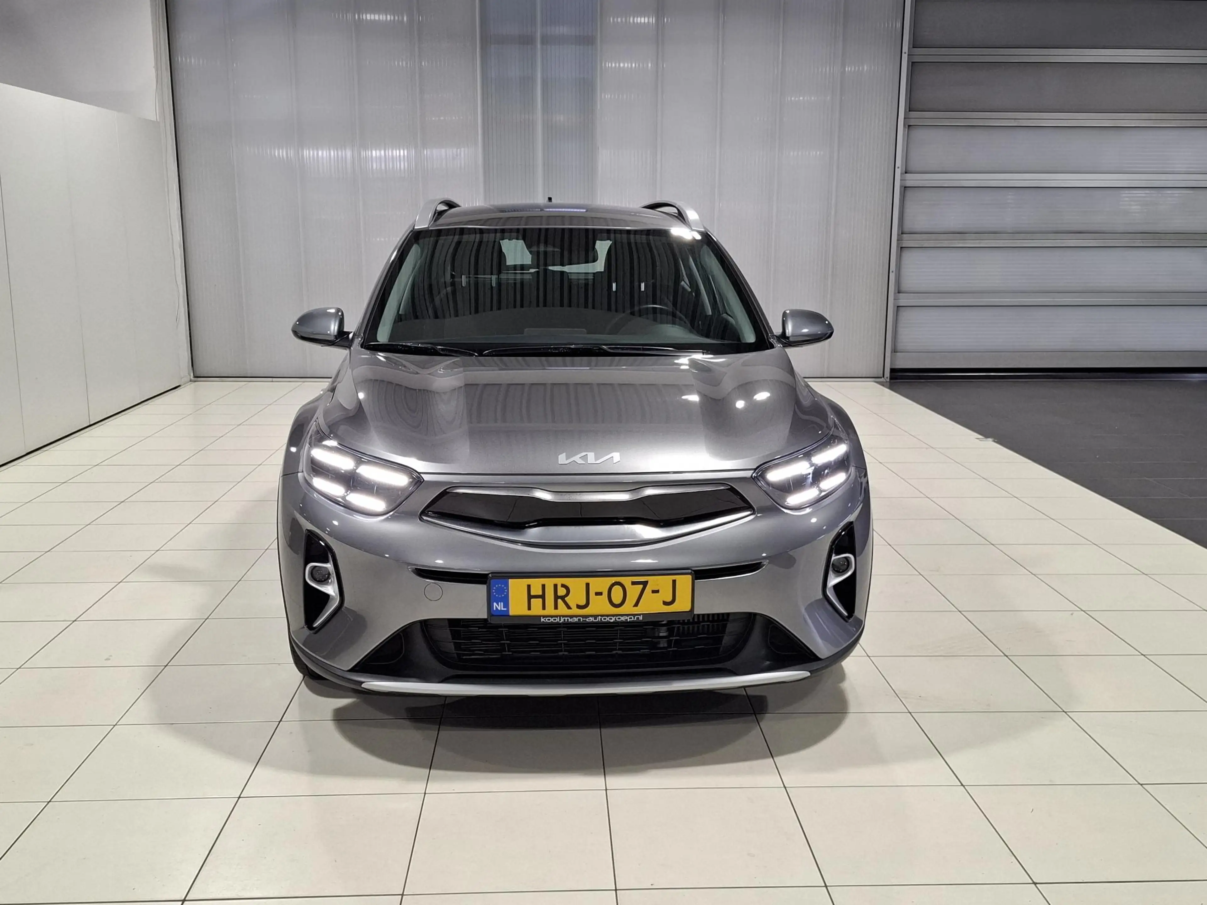 Kia Stonic 1.0 T-GDi MHEV DynamicLine Apple Carplay/Android A — photo 4
