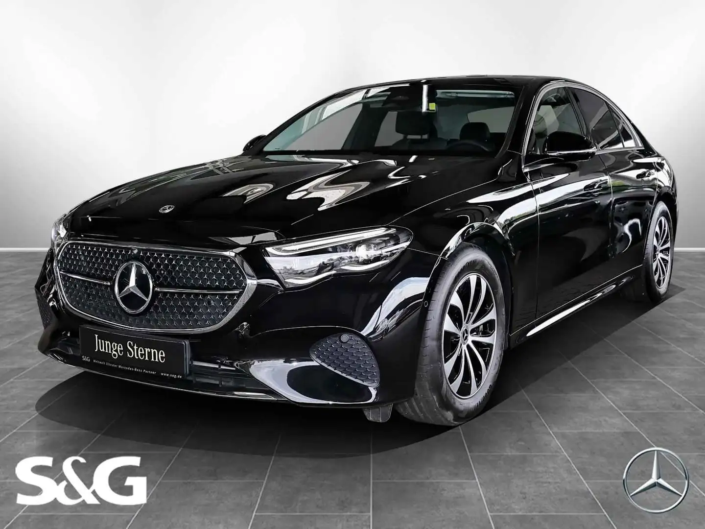 Mercedes-Benz E 200 TOTWINKEL+DISTRONIC+MEMORY+360°+KEYLESS Schwarz - 1