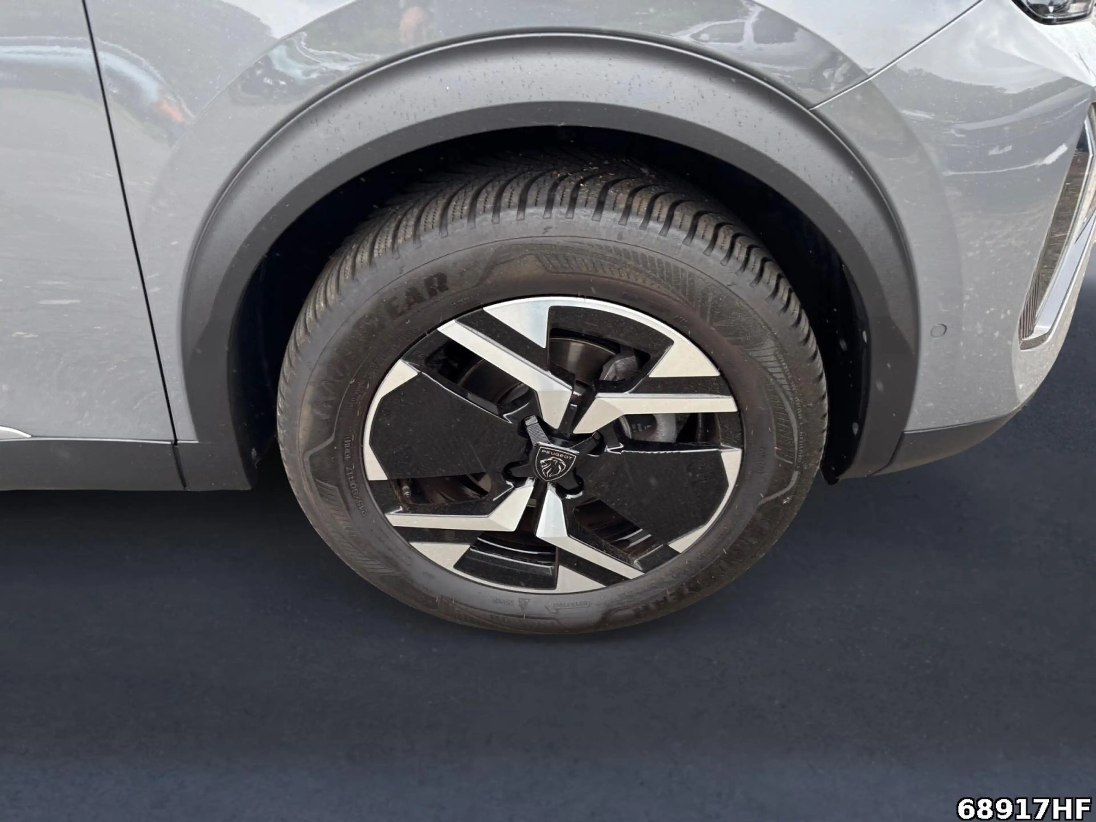 Peugeot 2008 1.2 PureTech 130, GT — photo 5