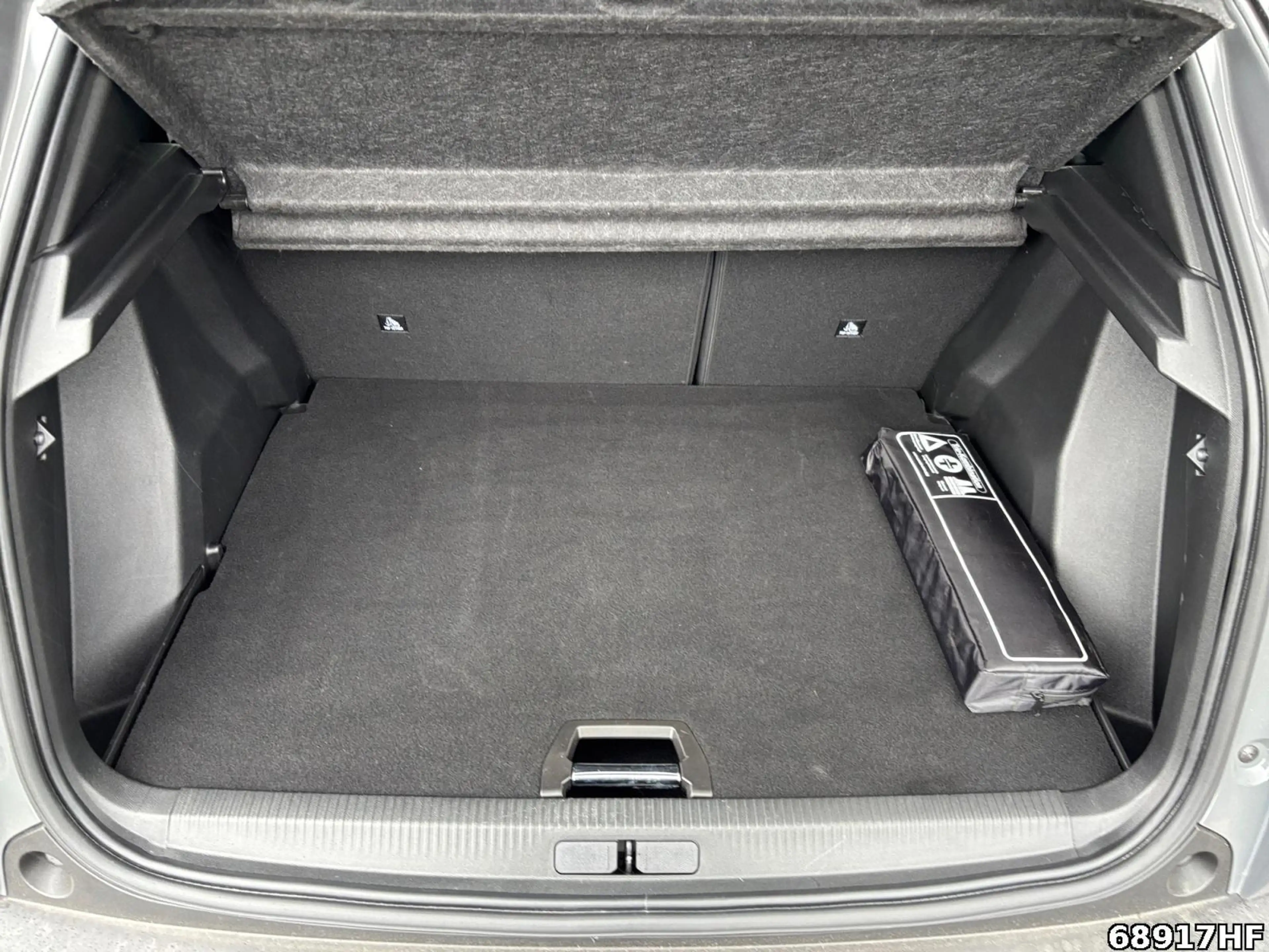 Peugeot 2008 1.2 PureTech 130, GT — photo 6