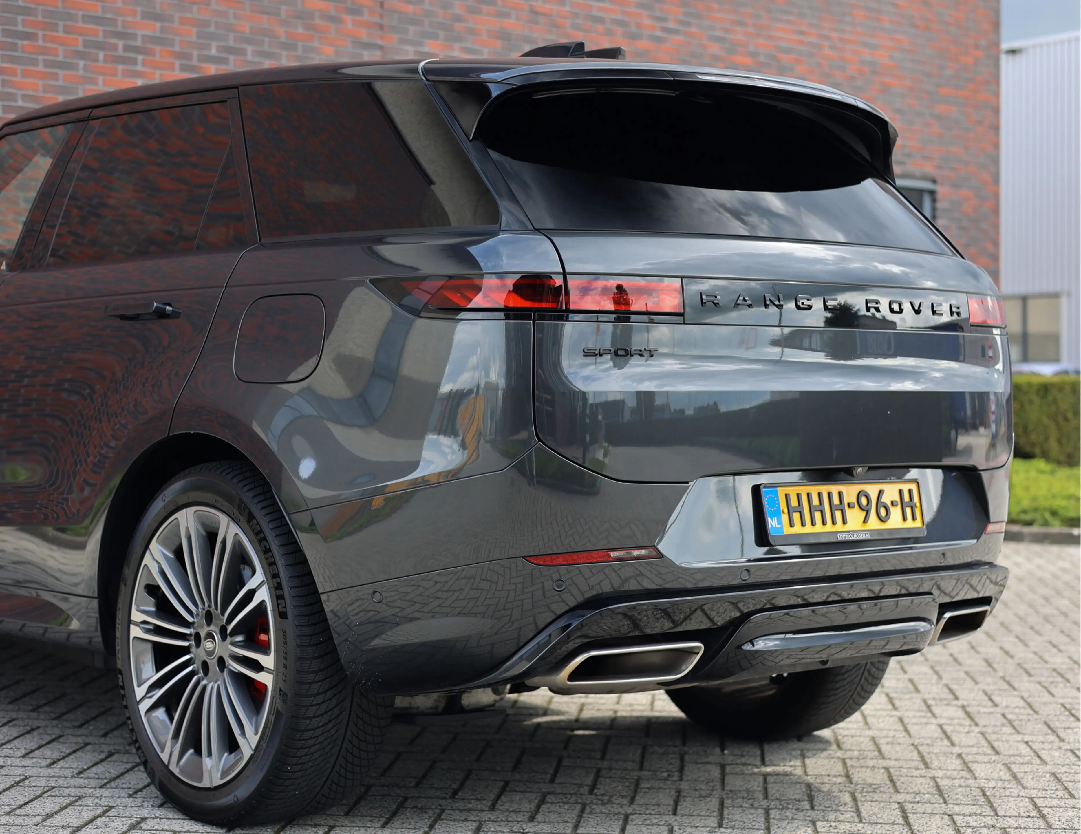 Land Rover Range Rover Sport P460e Dynamic SE — photo 10